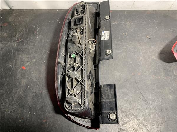 Scheinwerfer hinten rechts 00518106730 de Fiat Ii doblo (152) 2010-0 - pieza usada