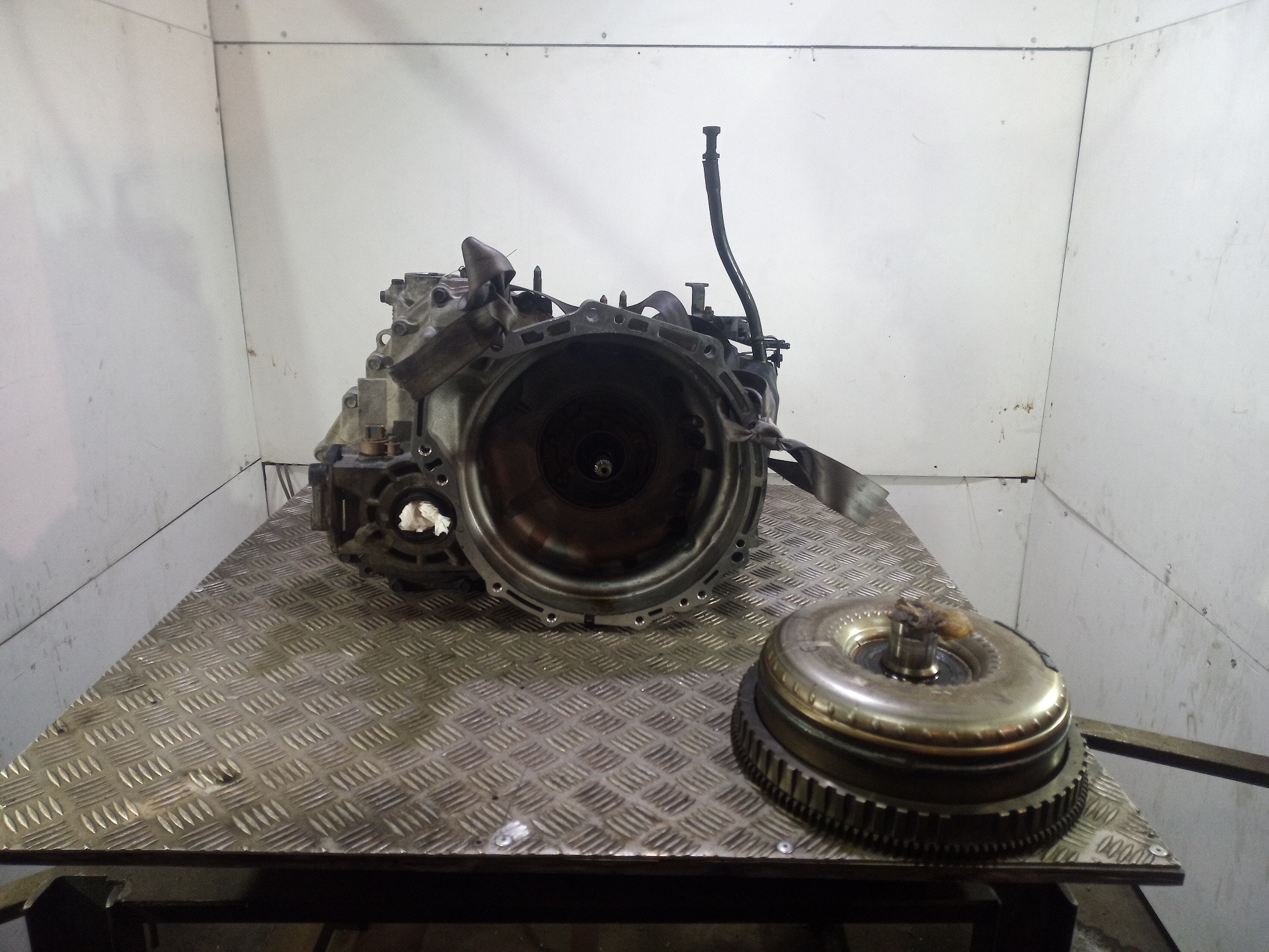 KIA Carnival 2 generation (2006-2010) Gearbox U6KDD2 20053818