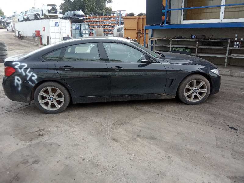 BMW 4 Series F32/F33/F36 (2013-2020) Блок предохранителей V6922775205 23801234