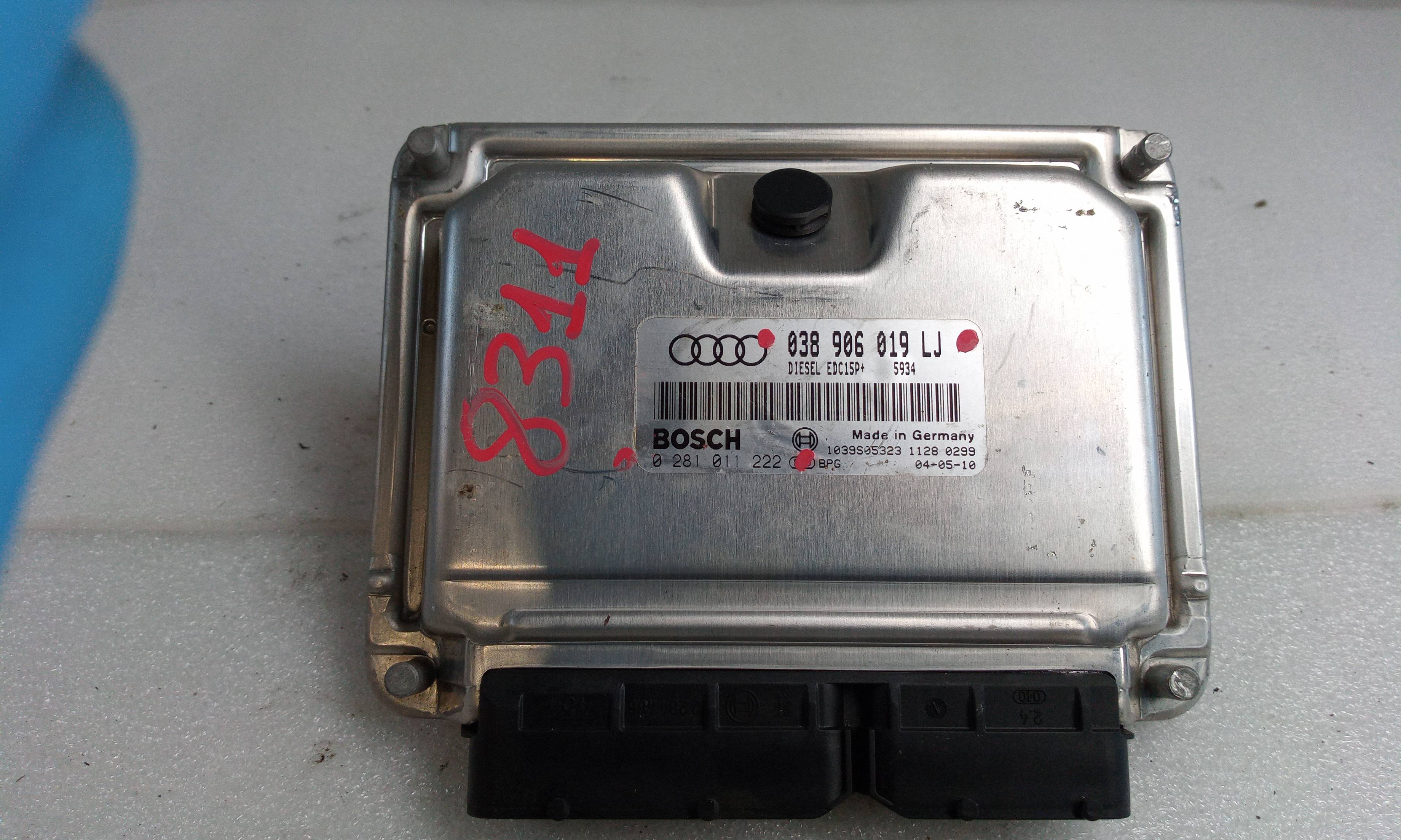Motorsteuergerät 0281011222 de Audi A4 avant (8e) 2004-2008 - pieza usada