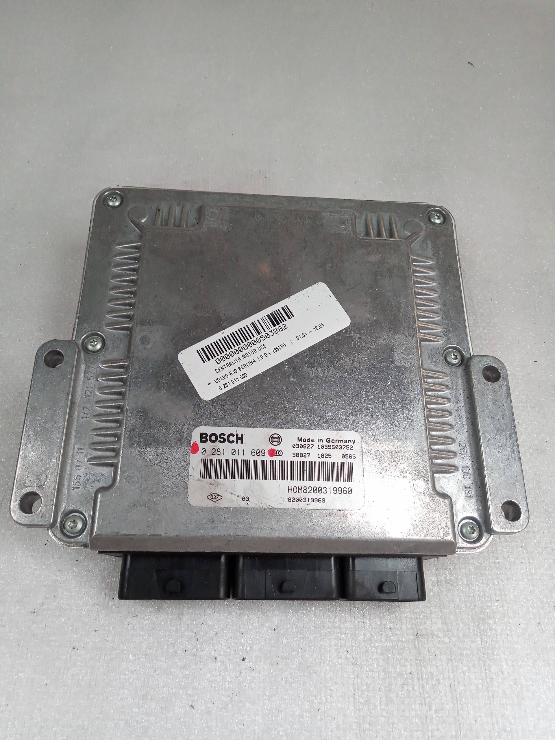 VOLVO S40 1 generation (1996-2004) Engine Control Unit ECU 0281011609 23801603