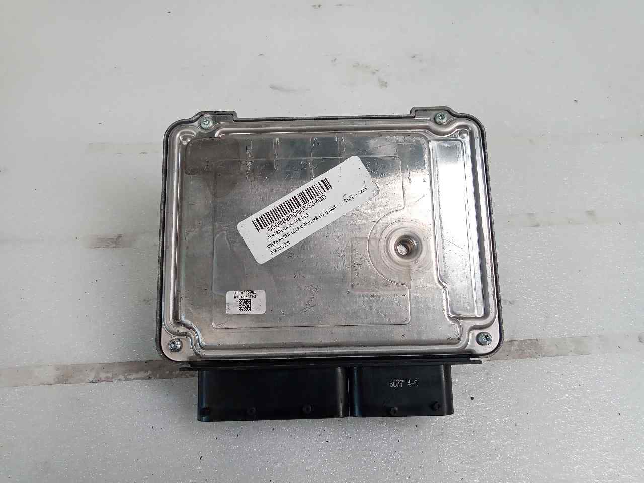 Switchboard engine uce BSE 0281013228 de Volkswagen Golf v (1k1) 2003-2008 102 CV