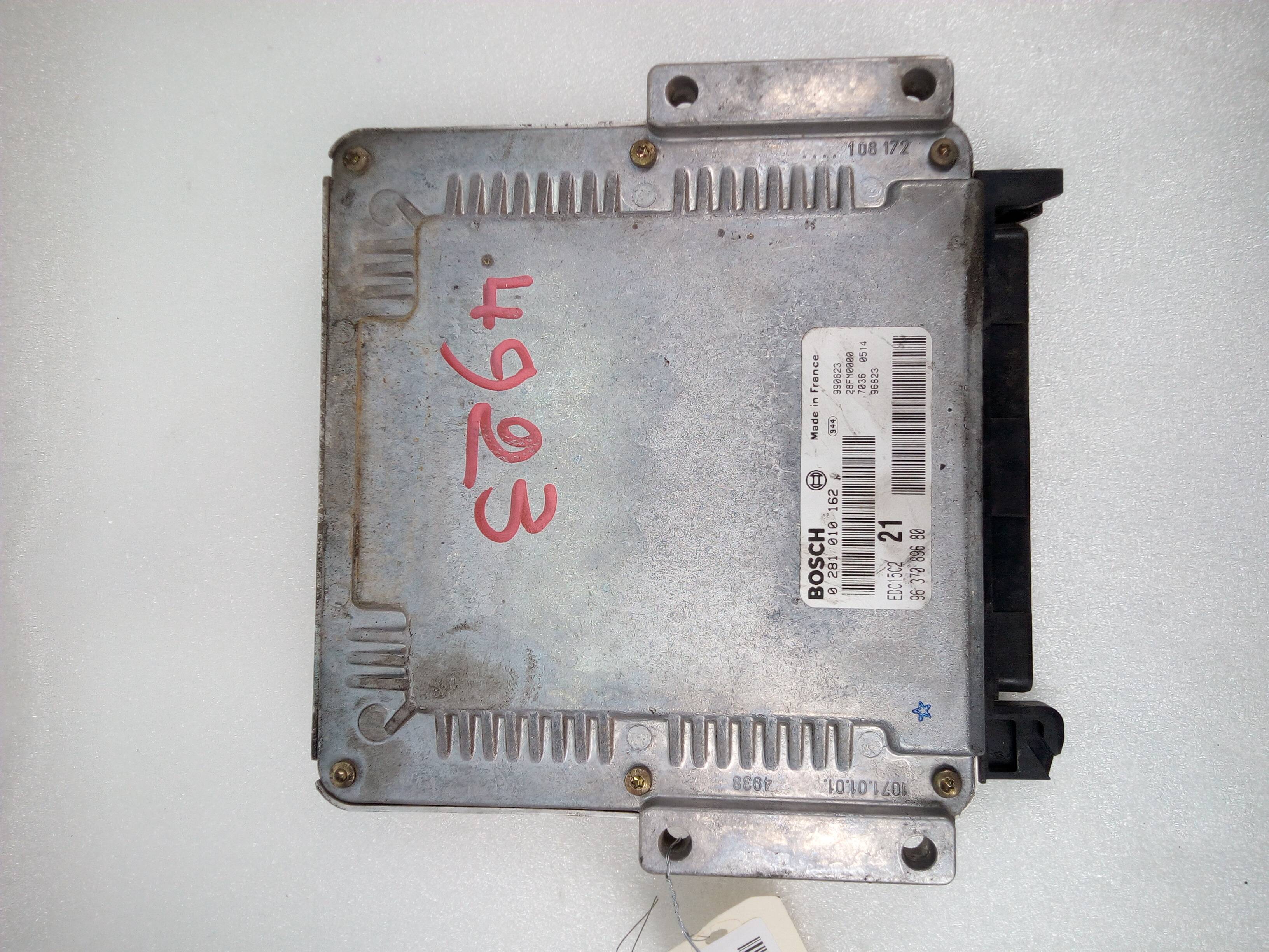 RENAULT Megane 2 generation (2002-2012) Блок керування двигуном ECU 0281010162 20062162