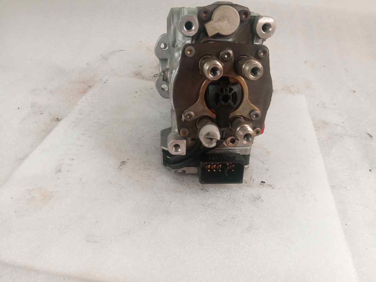 BMW 3 Series E46 (1997-2006) High Pressure Fuel Pump 0470504005 24856227