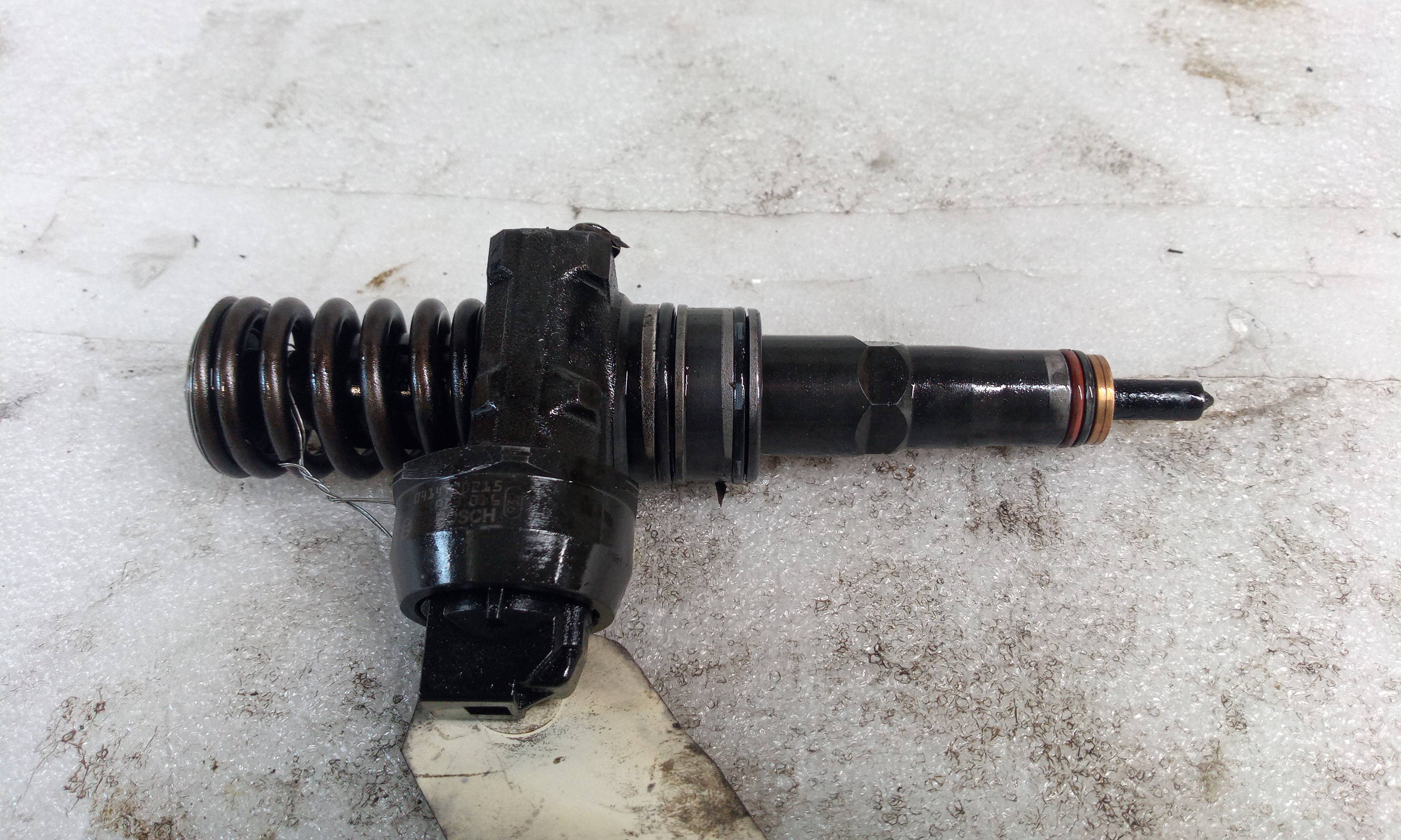 Injecteur 038130073AG de Seat Leon (1p1) 2005-2010 - pieza usada
