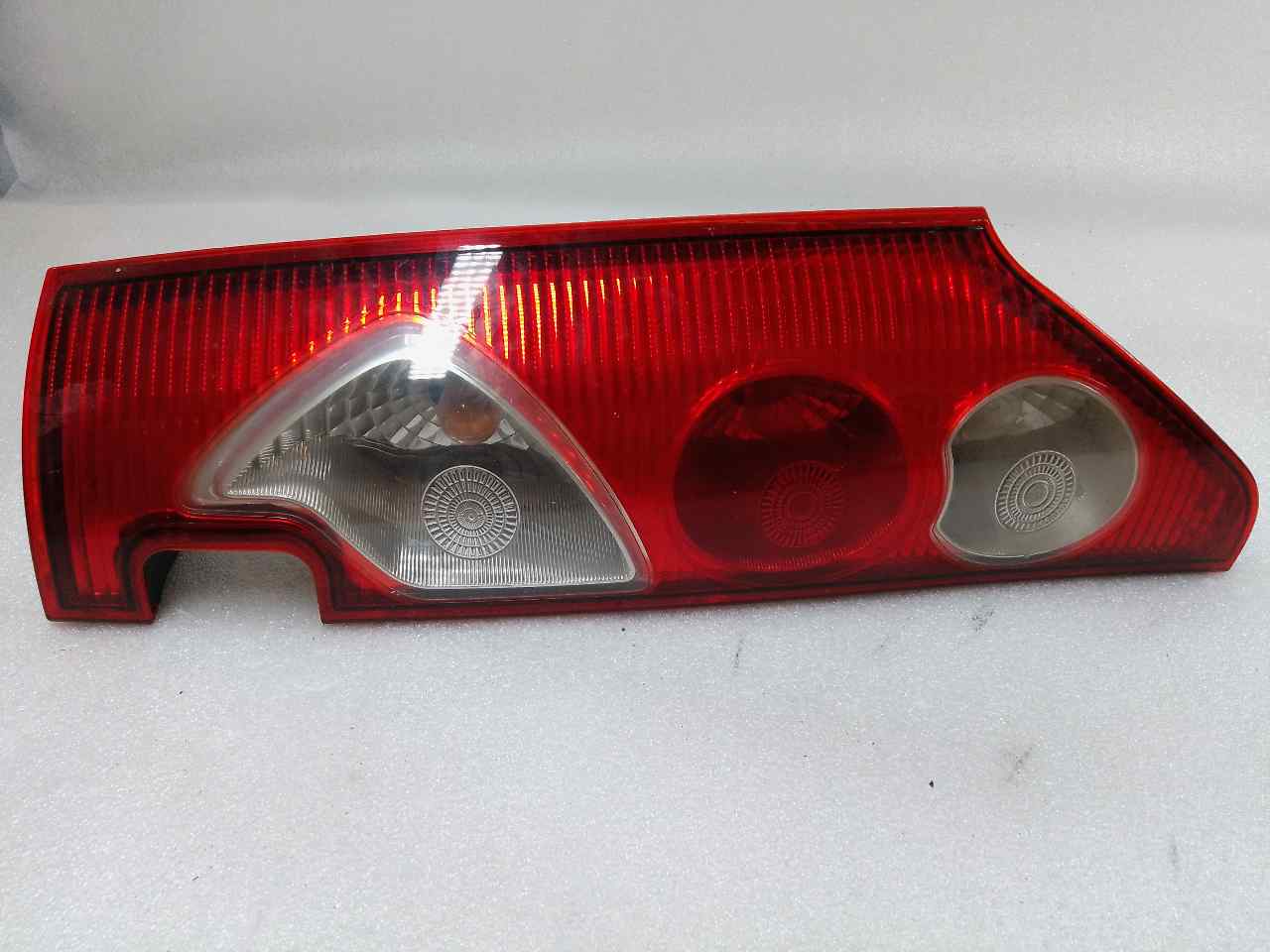 RENAULT Veloster 1 generation (2011-2016) Rear Right Taillight Lamp 2520633 23801249