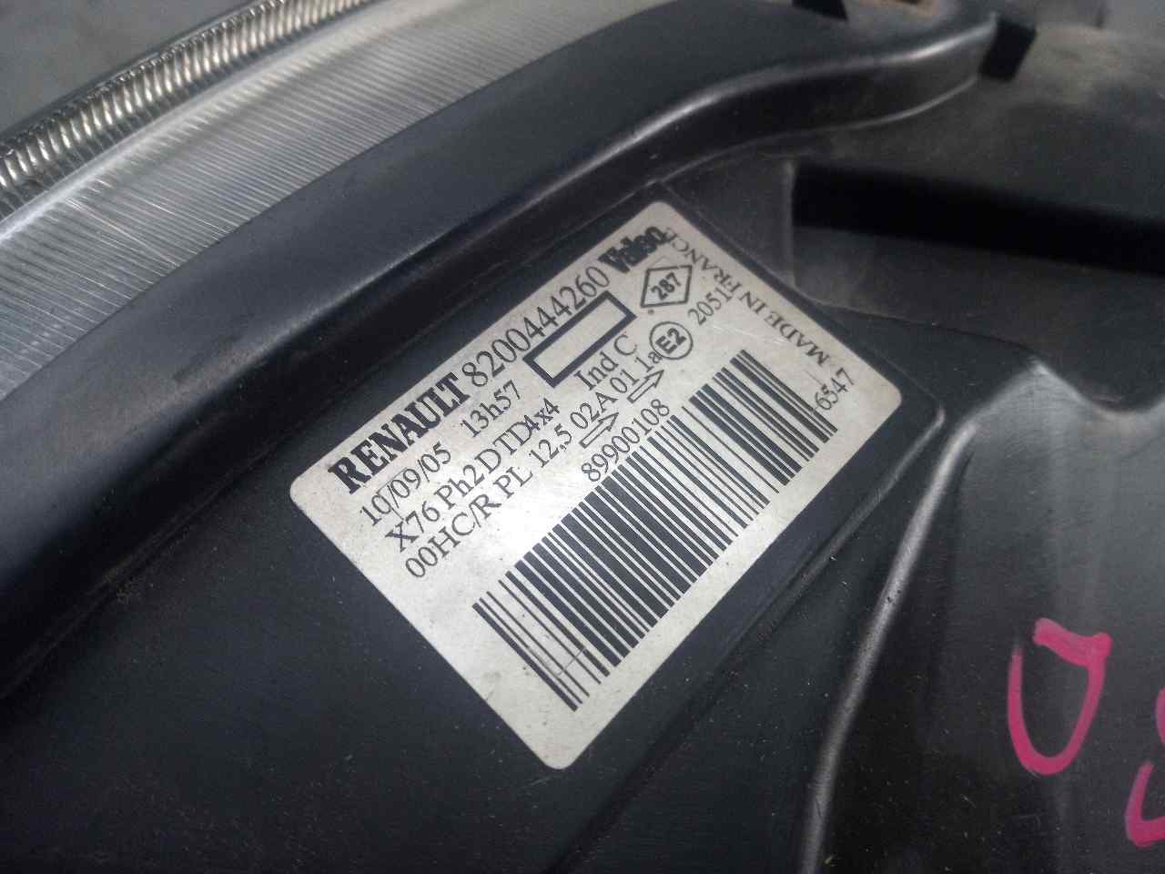 Faro derecho F9Q790 8200444260 de Renault Kangoo (kc0/1_) 2005-0 84 CV - pieza usada