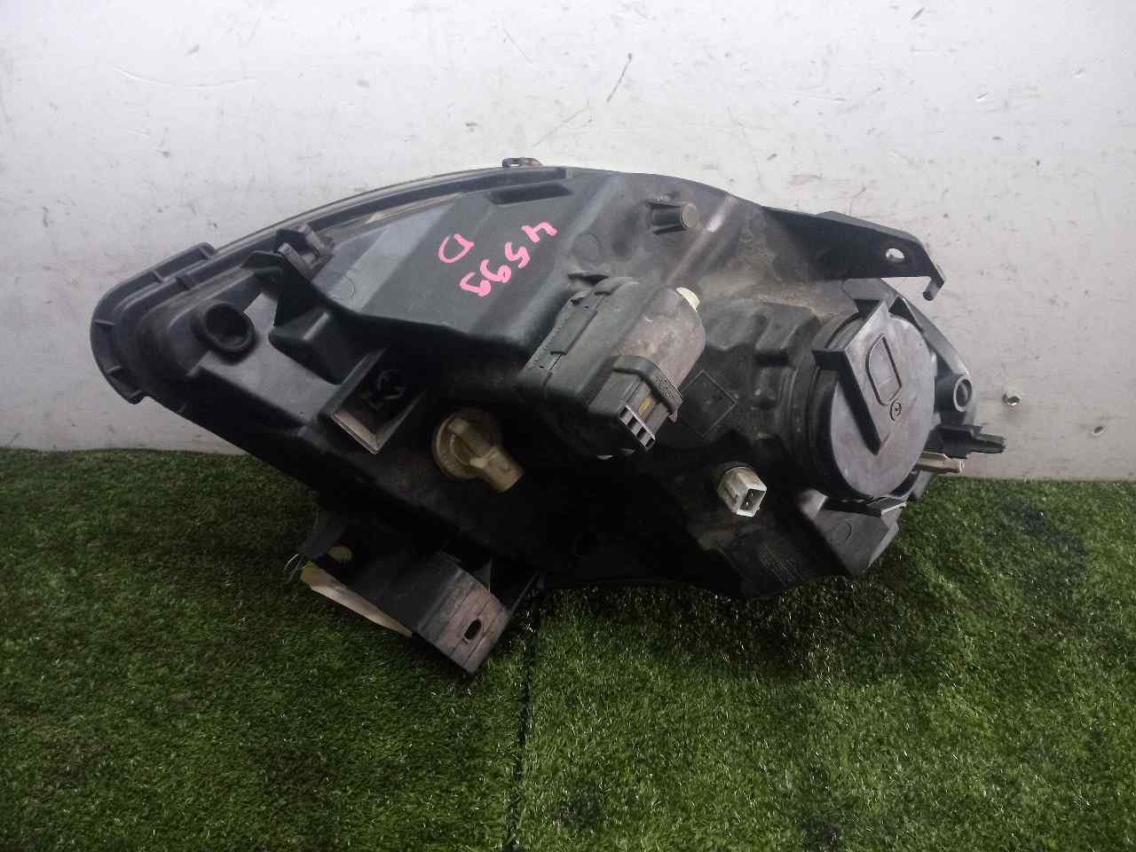 Faro derecho F9Q790 8200444260 de Renault Kangoo (kc0/1_) 2005-0 84 CV - pieza usada