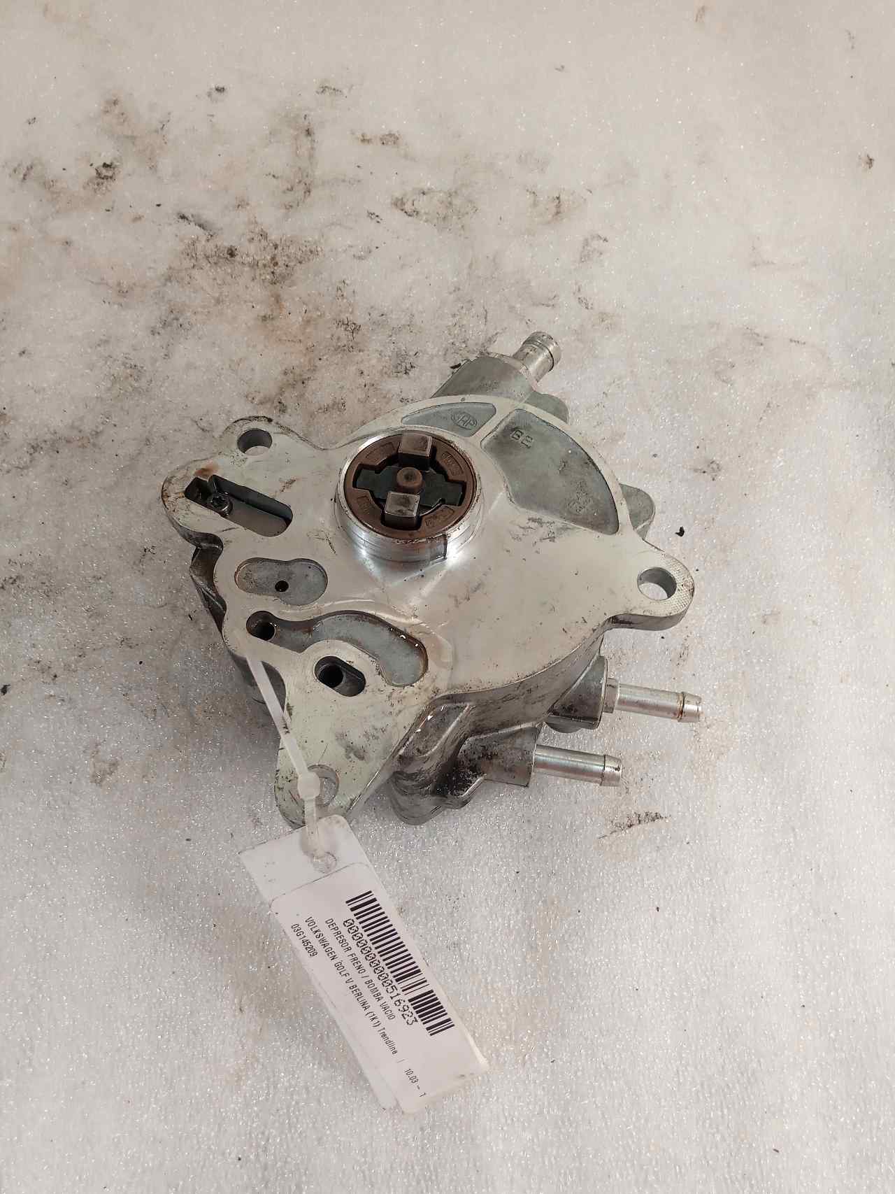 VOLKSWAGEN Golf 5 generation (2003-2009) Vacuum Pump 03G145209 25240408