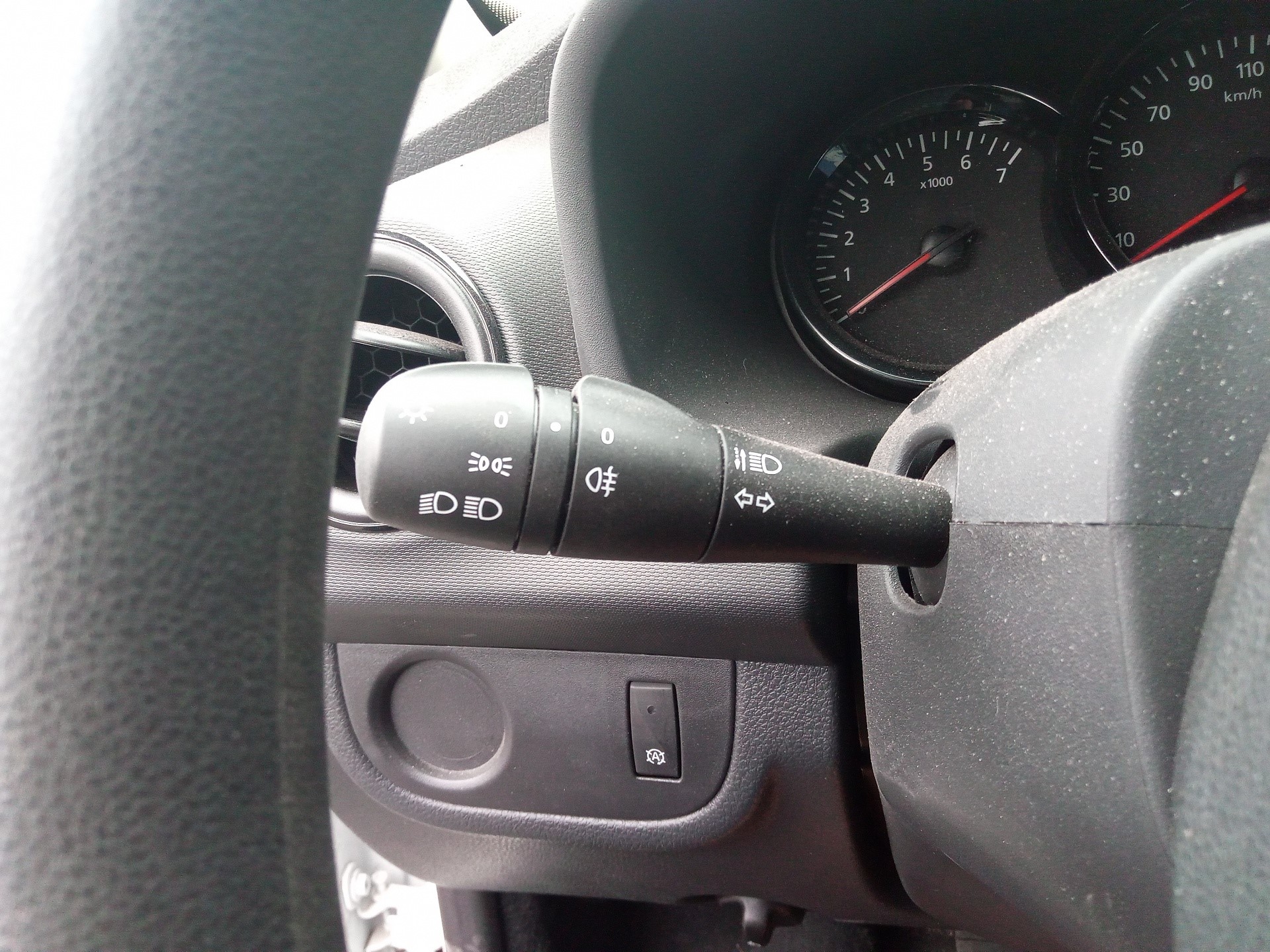 DACIA Logan 2 generation (2013-2020) Switches 0265019153 23800290