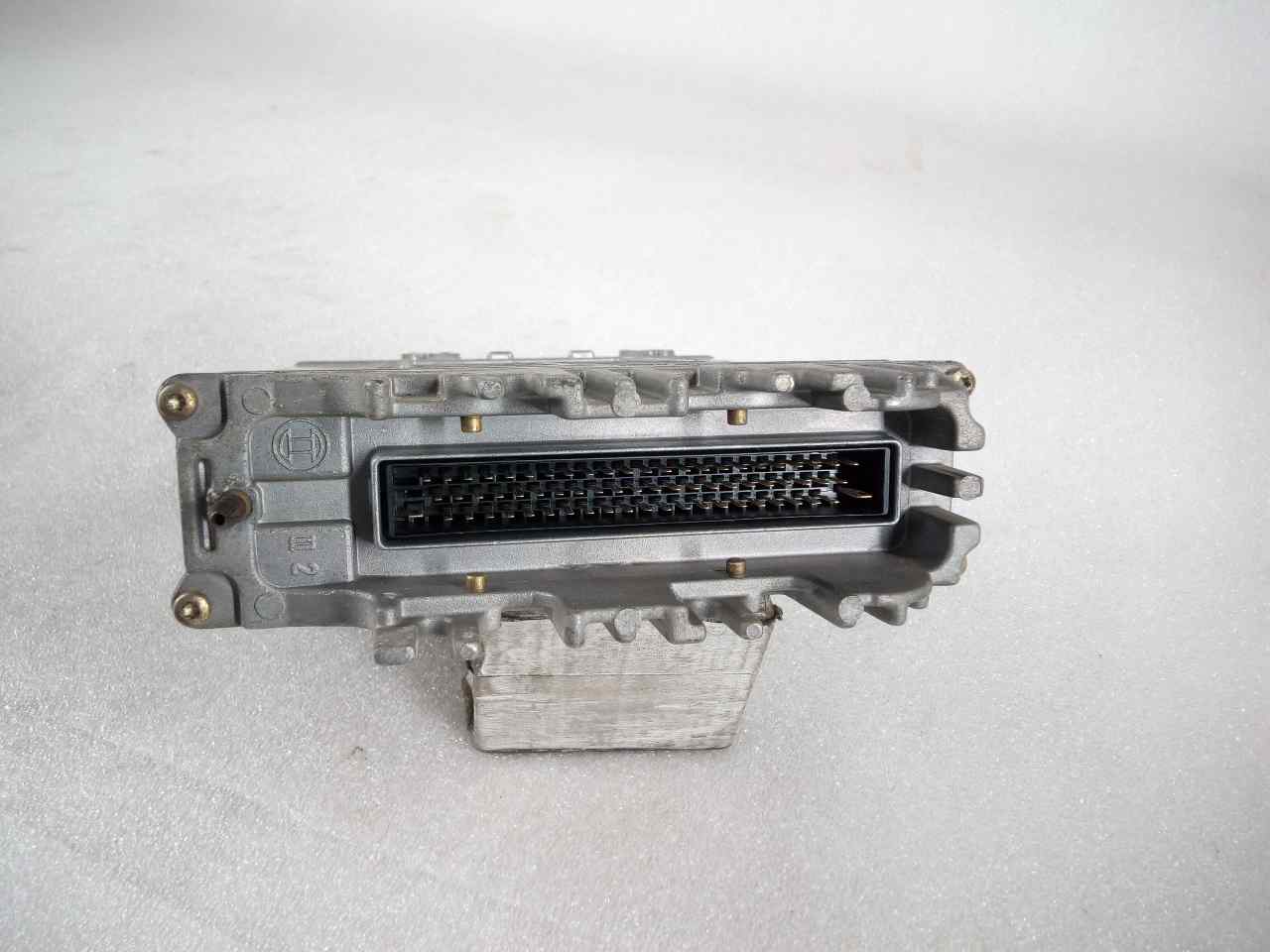 VOLKSWAGEN Passat B5 (1996-2005) Engine Control Unit ECU 0281001654 20072482