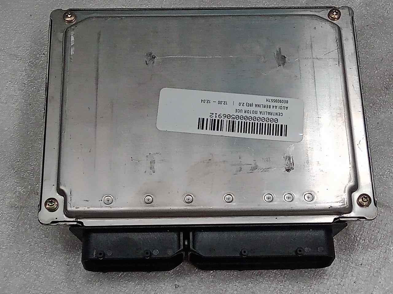 AUDI A4 B6/8E (2000-2005) Engine Control Unit ECU 8E0909557H 23802165