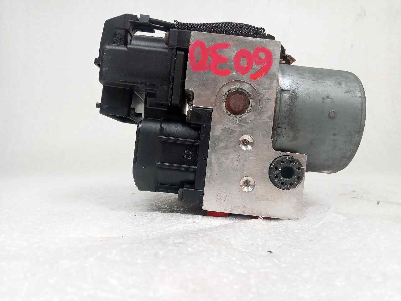 TOYOTA Corolla E120 (2000-2008) ABS Pump 4451002050 25186567