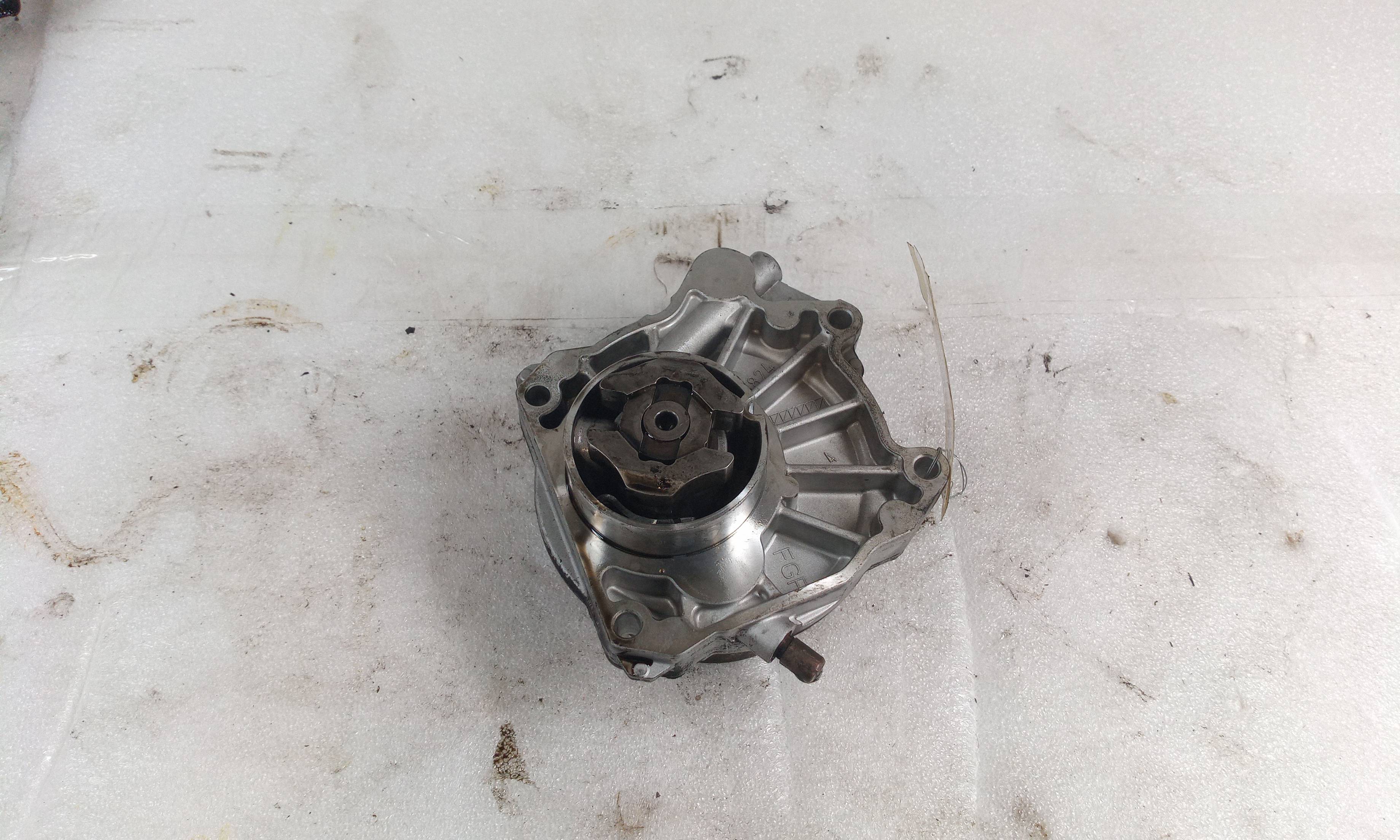 Depresor freno / bomba vacio 72902301B de Citroen C4 coupé (la_) 2004-2011 90 CV - pieza usada