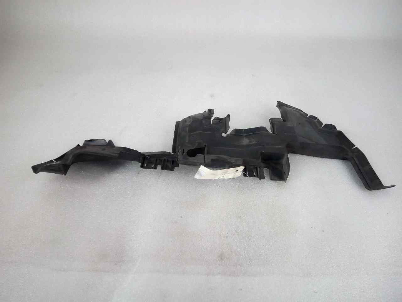 AUDI A6 C6/4F (2004-2011) Other Trim Parts 8R0121283L 20071015