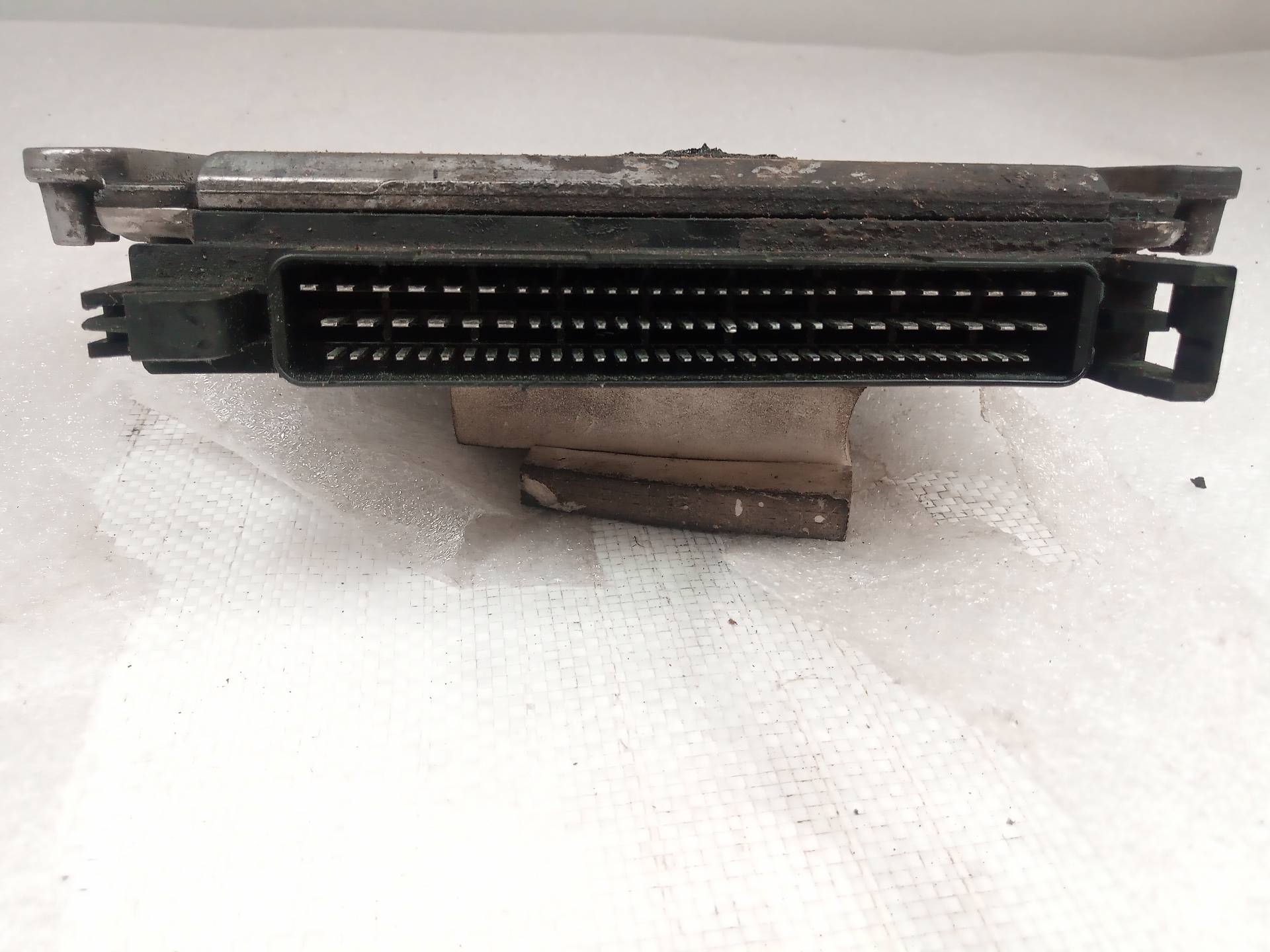 Centralita motor uce RHY 0281010369 de Citroen Xsara (n1) 2000-2005 90 CV - pieza usada