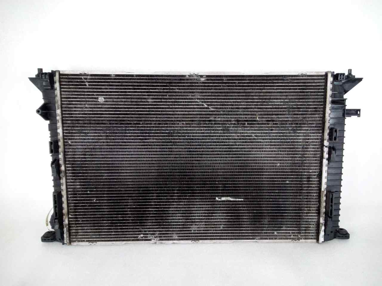 AUDI A6 C6/4F (2004-2011) Охлаждающий радиатор 8K0121251T 20069712