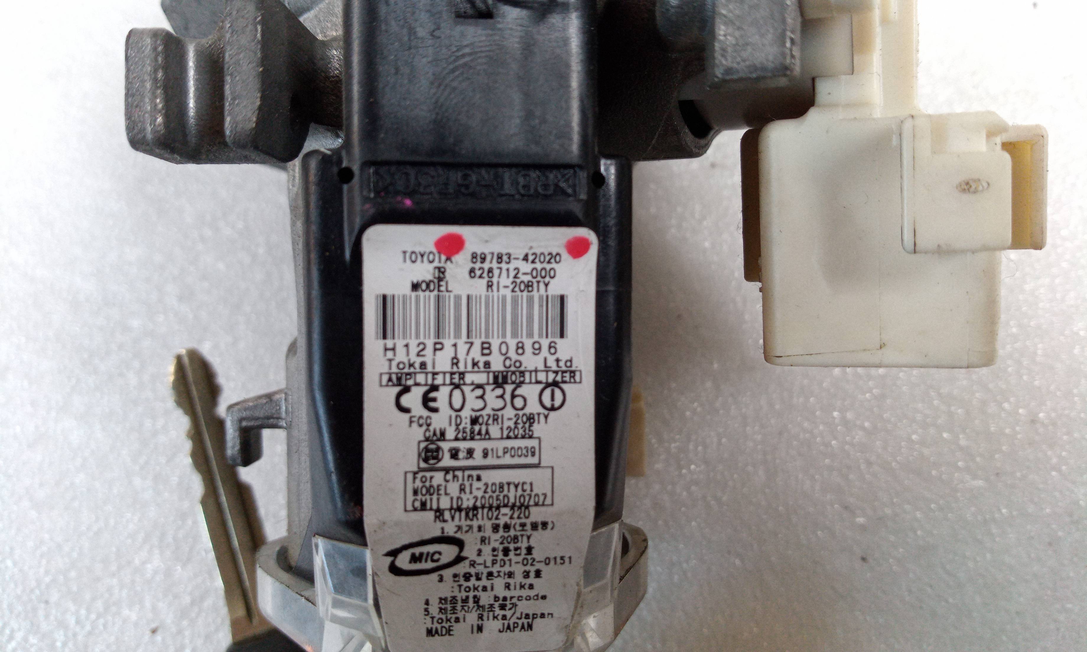 Commutatore avviamento 8978342020 de Toyota Rav4 (a3) 2005-2009 con 232000 km - pieza usada