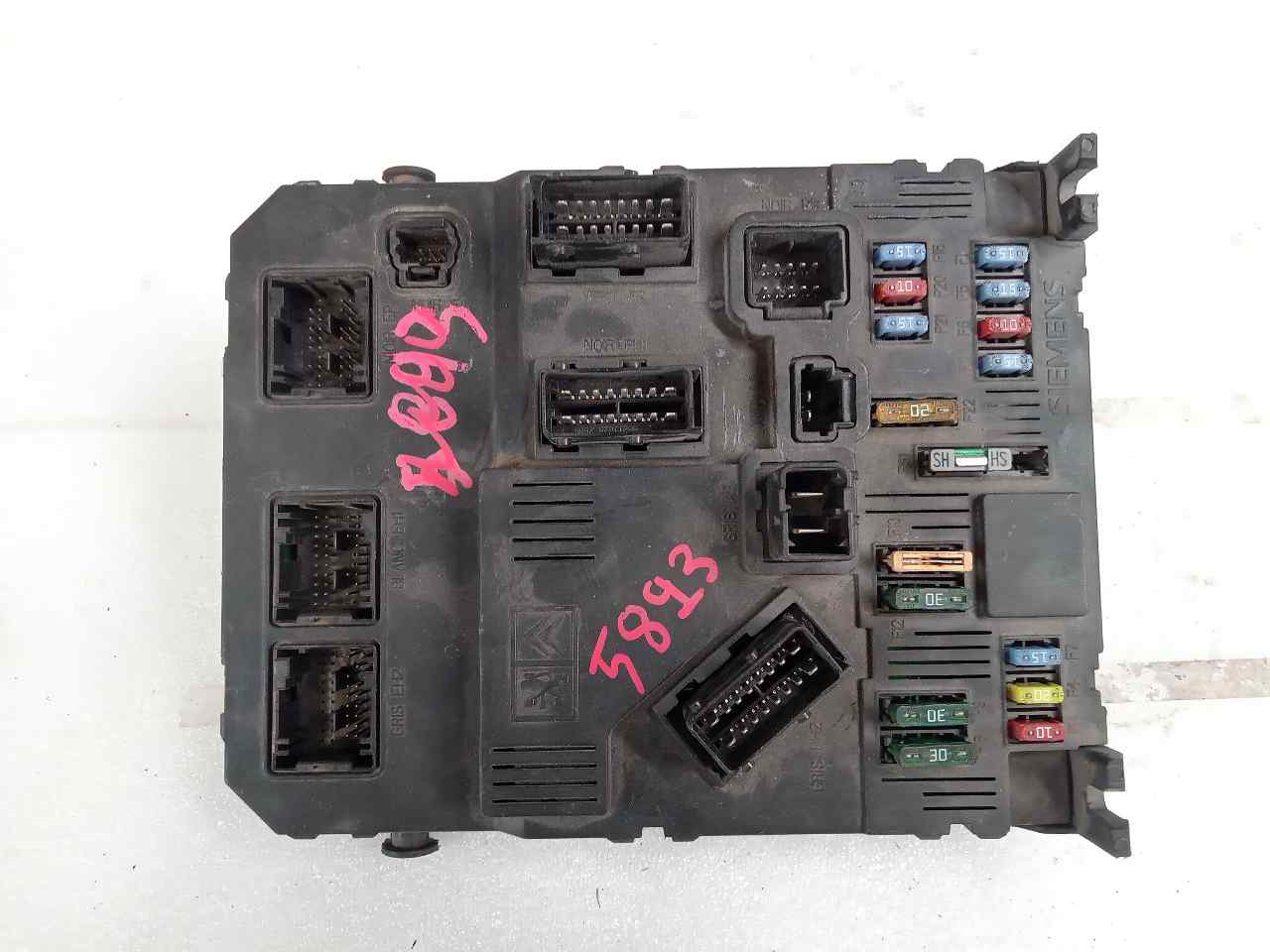 Caja de relés / fusibles RHR 9655221080 de Peugeot 407 (6d_) 2004-2010 136 CV