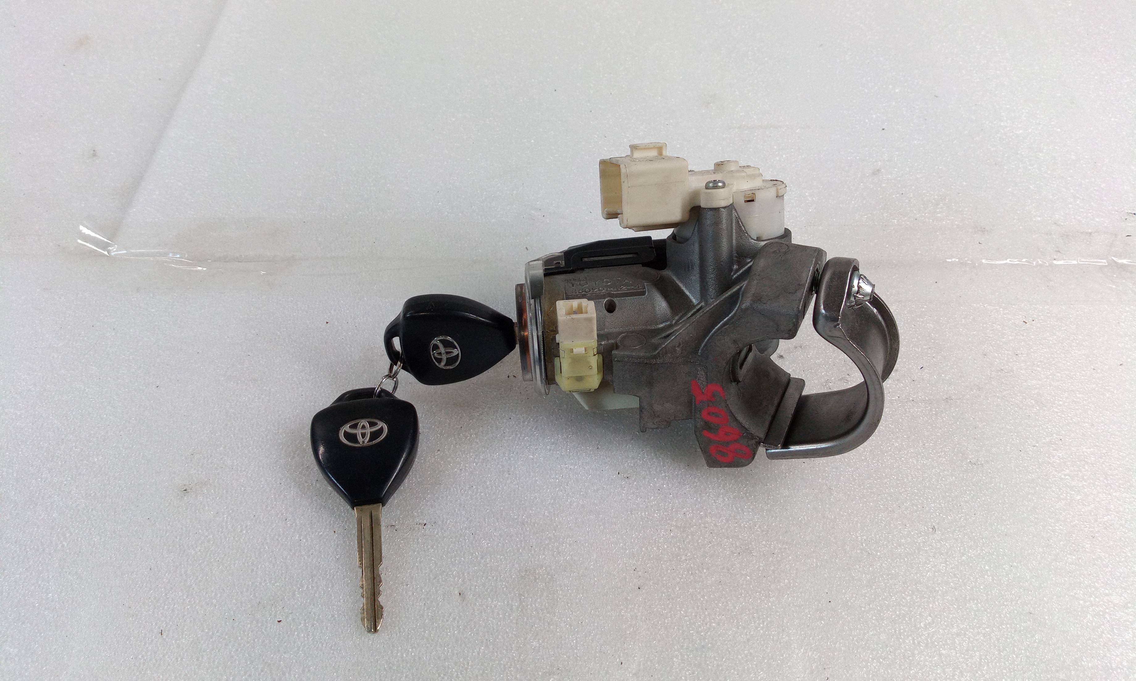 Commutatore avviamento 8978342020 de Toyota Rav4 (a3) 2005-2009 con 232000 km - pieza usada