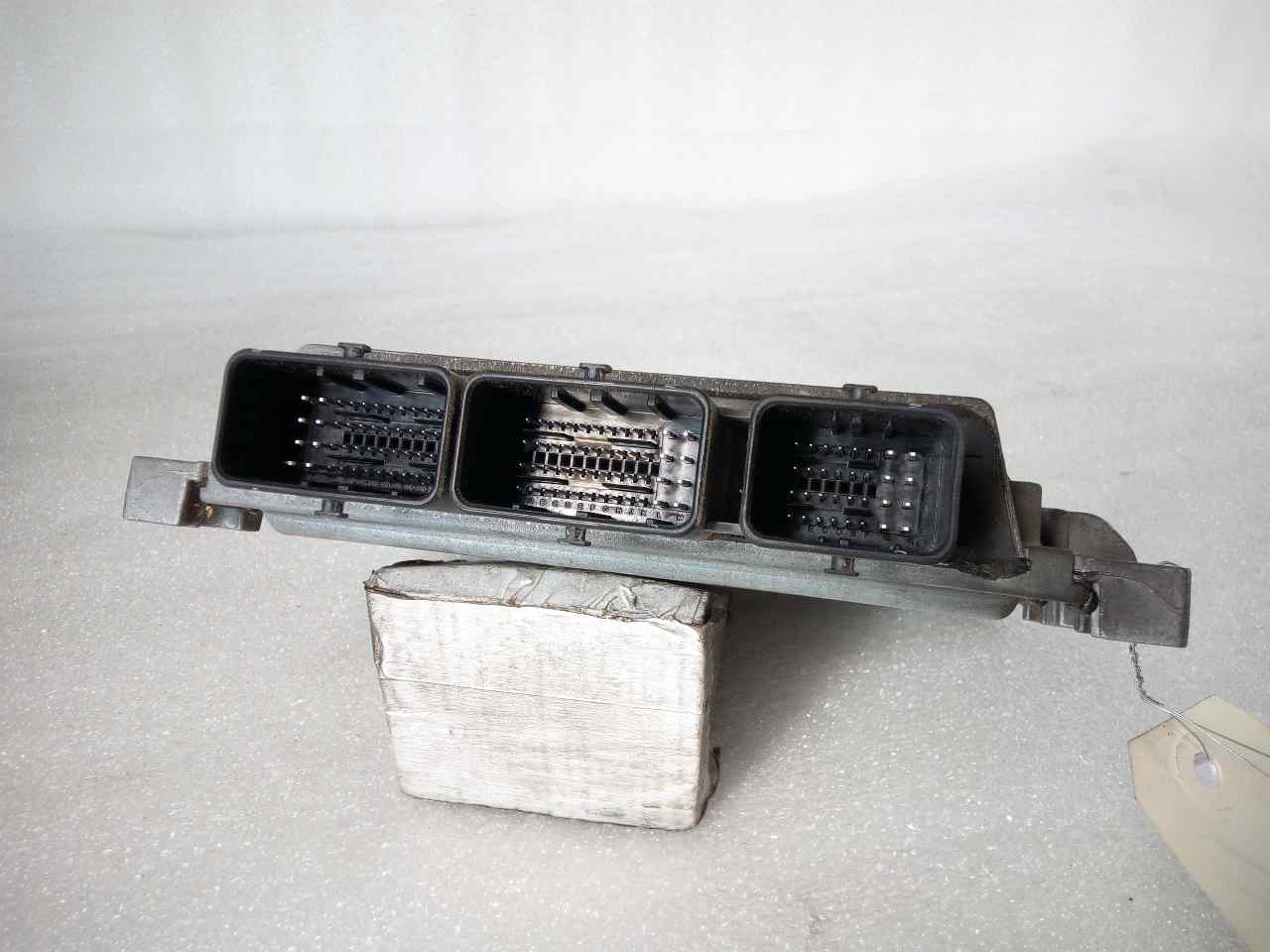 RENAULT Megane 2 generation (2002-2012) Motora vadības bloks 8200565863 20063886