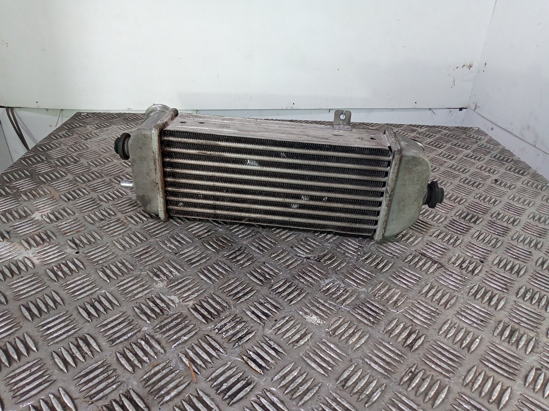 Intercooler D4FB 282712A700 de Kia Soul ii (ps) 2015-0 128 CV - pieza usada