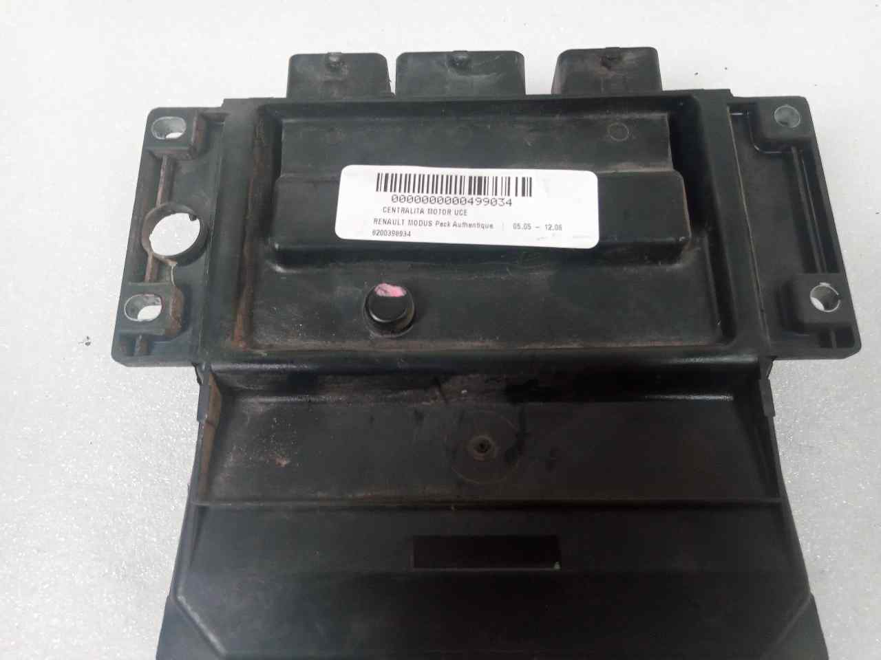 RENAULT Modus 1 generation (2004-2012) Engine Control Unit ECU 8200398934 23800704