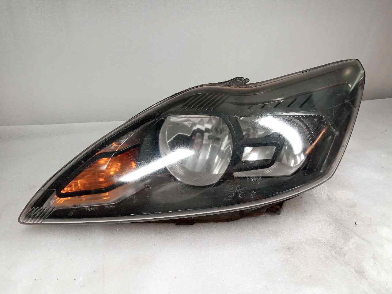 FORD Focus 2 generation (2004-2011) Front Left Headlight 8M5113W030 24827780