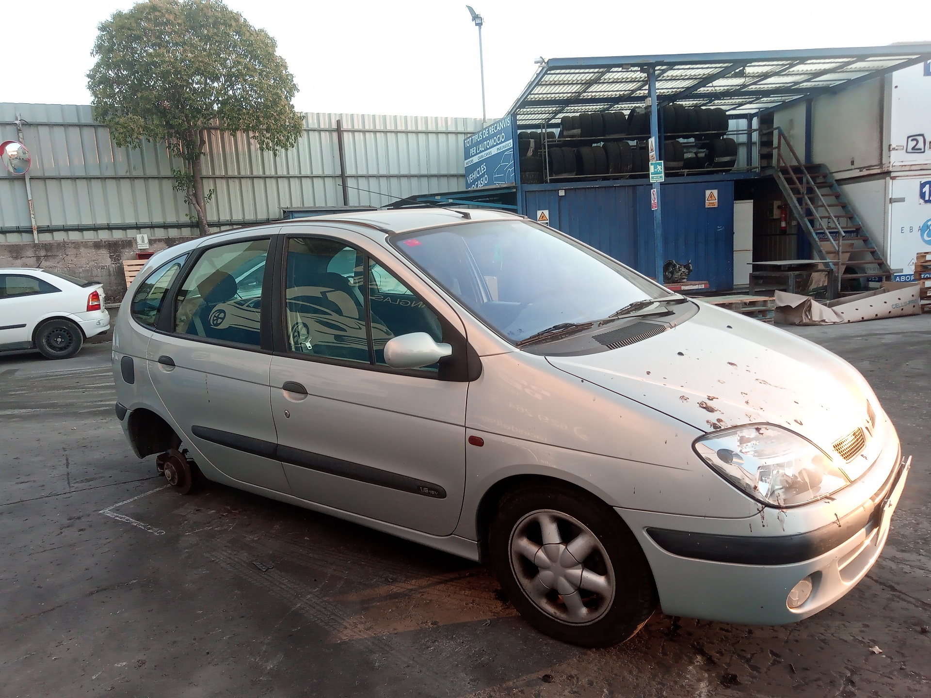 RENAULT Scenic 1 generation (1996-2003) Преден десен фар 7700432097 23801799