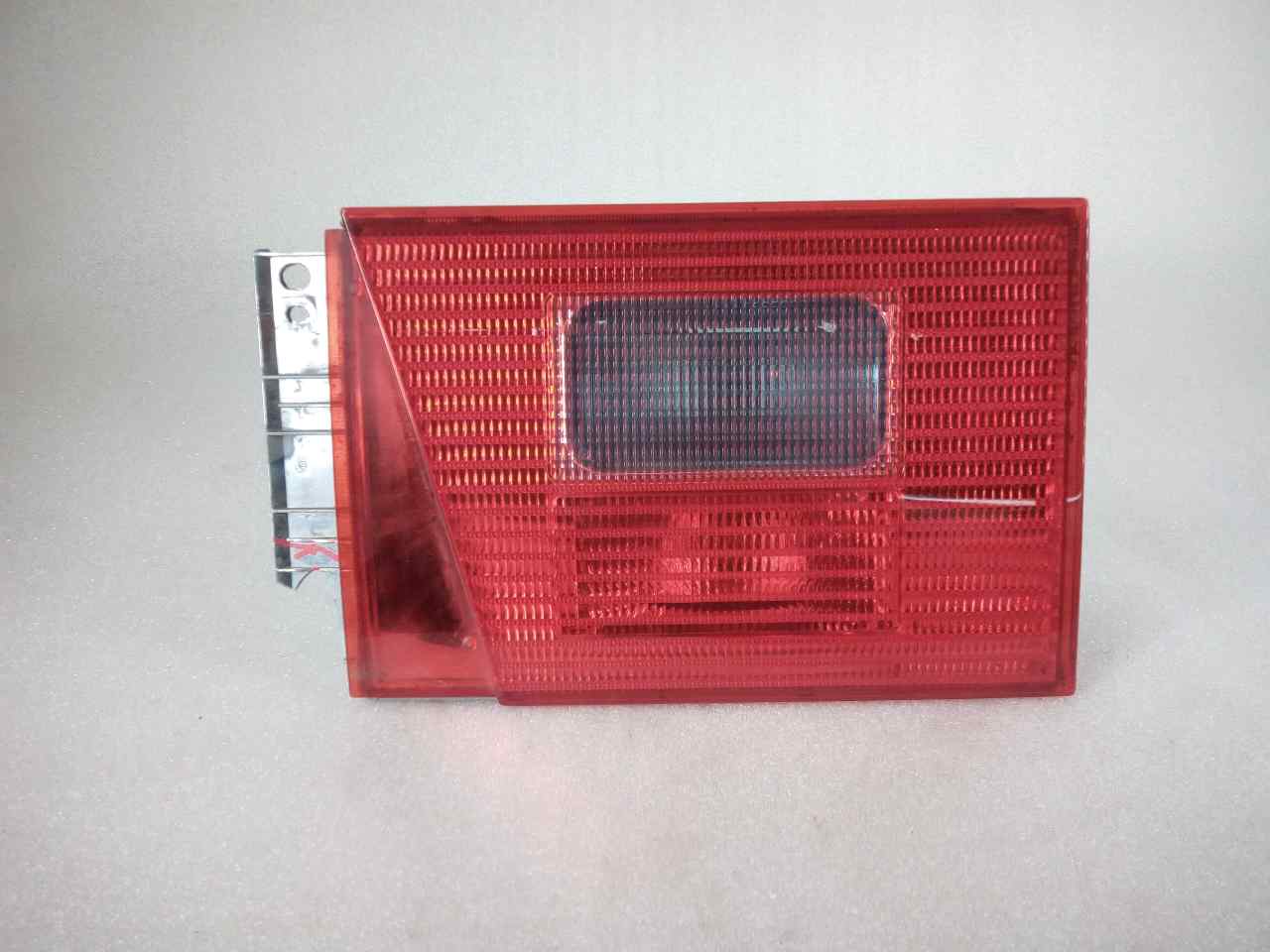 SEAT Alhambra 1 generation (1996-2010) Rear Right Taillight Lamp 7M3945257A 24826828