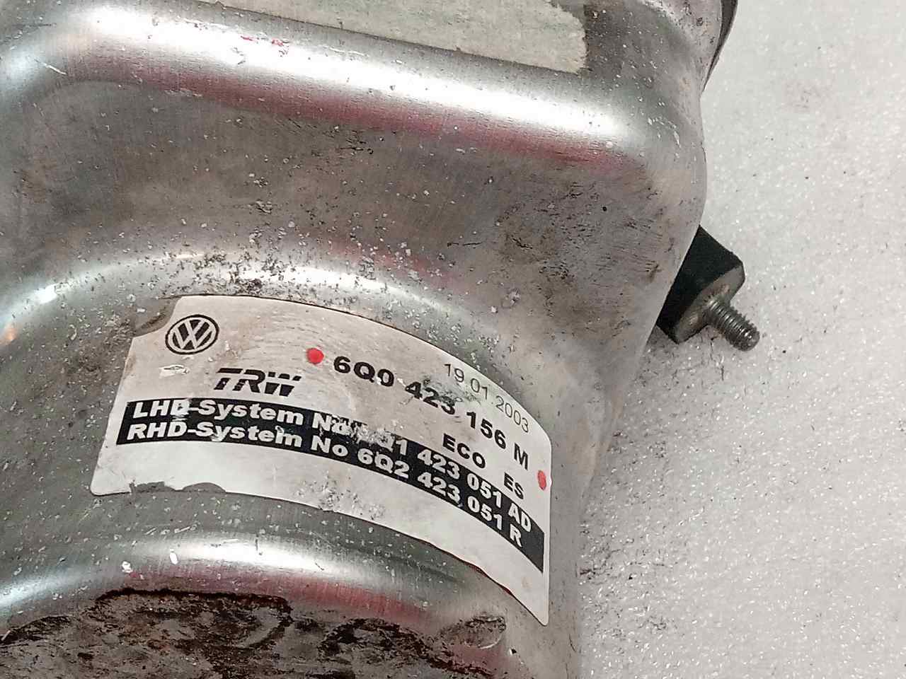Steering pump 6Q0423156M de Seat Ibiza (6l1) 2001-2004 - pieza usada