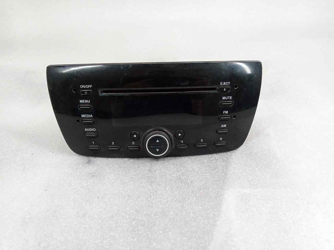 FIAT Musikkspiller uten GPS 7355657250 24855191