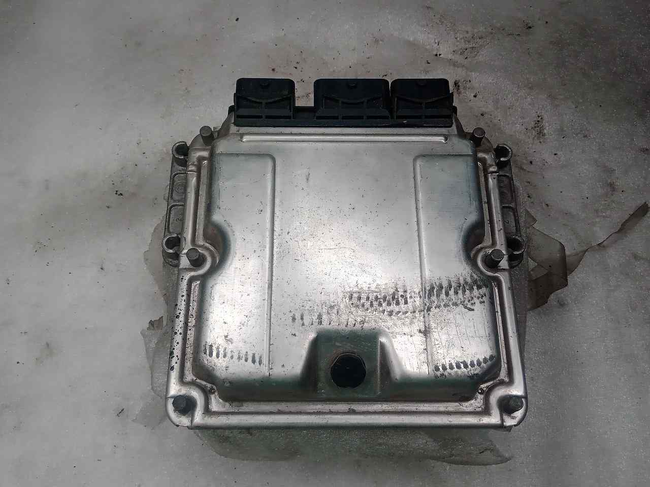 CITROËN Xsara Picasso 1 generation (1999-2010) Moottorin ohjausyksikkö ECU 0281011084 23803799