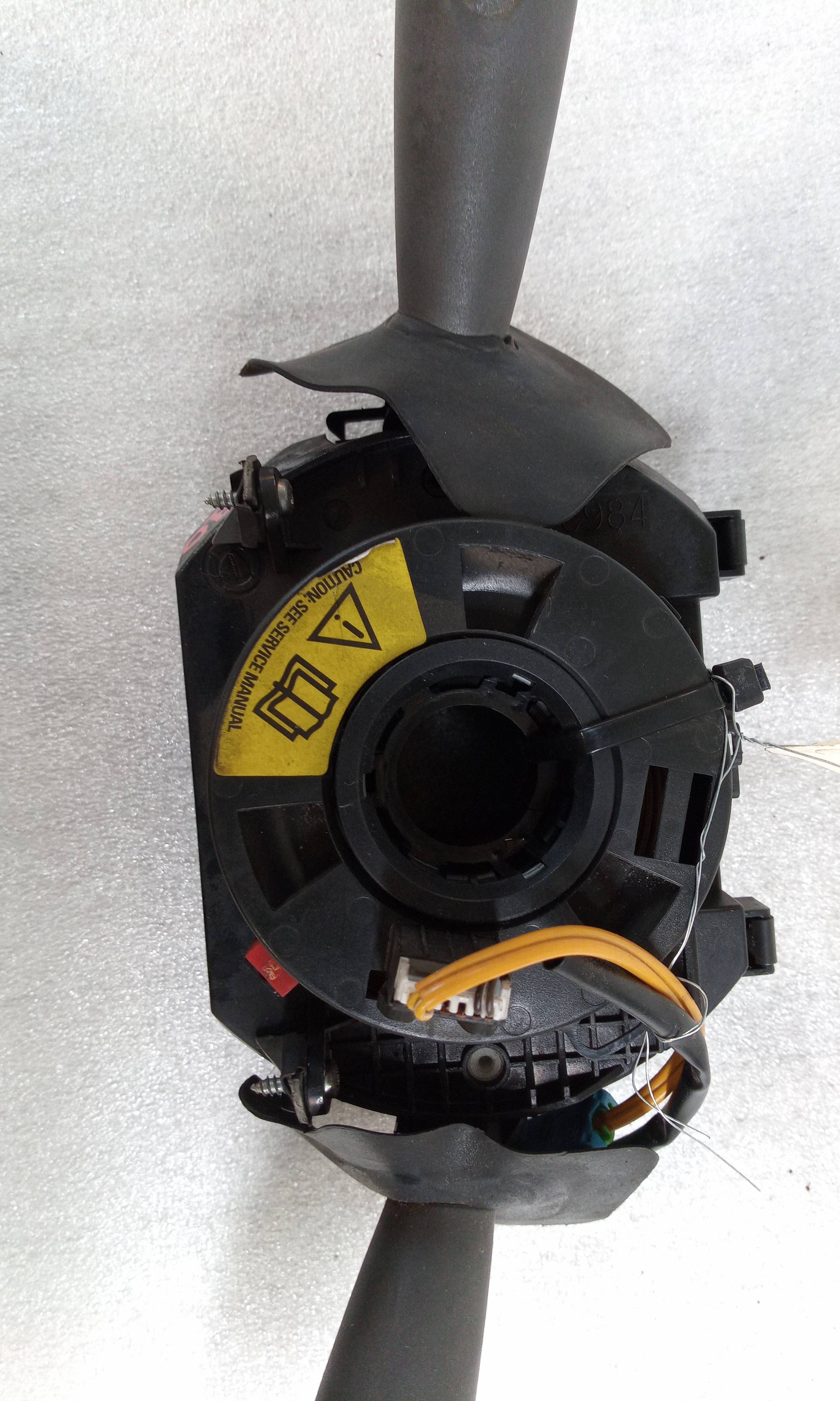 Commande autoradio 735444632 de Fiat Panda / panda classic (169_) 2010-2013 - pieza usada