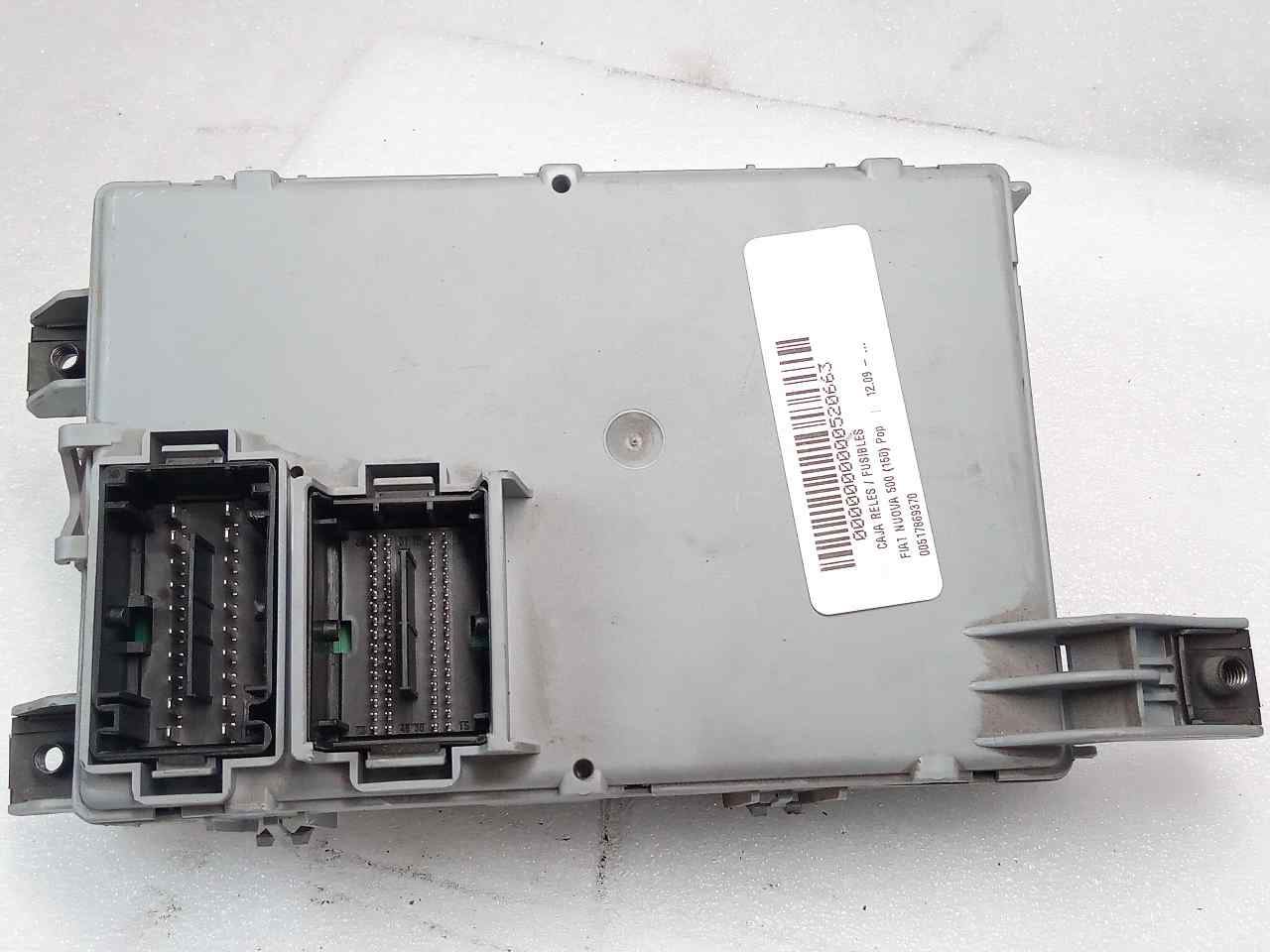 FIAT 500 2 generation (2008-2024) Fuse Box 00517869370 25719094