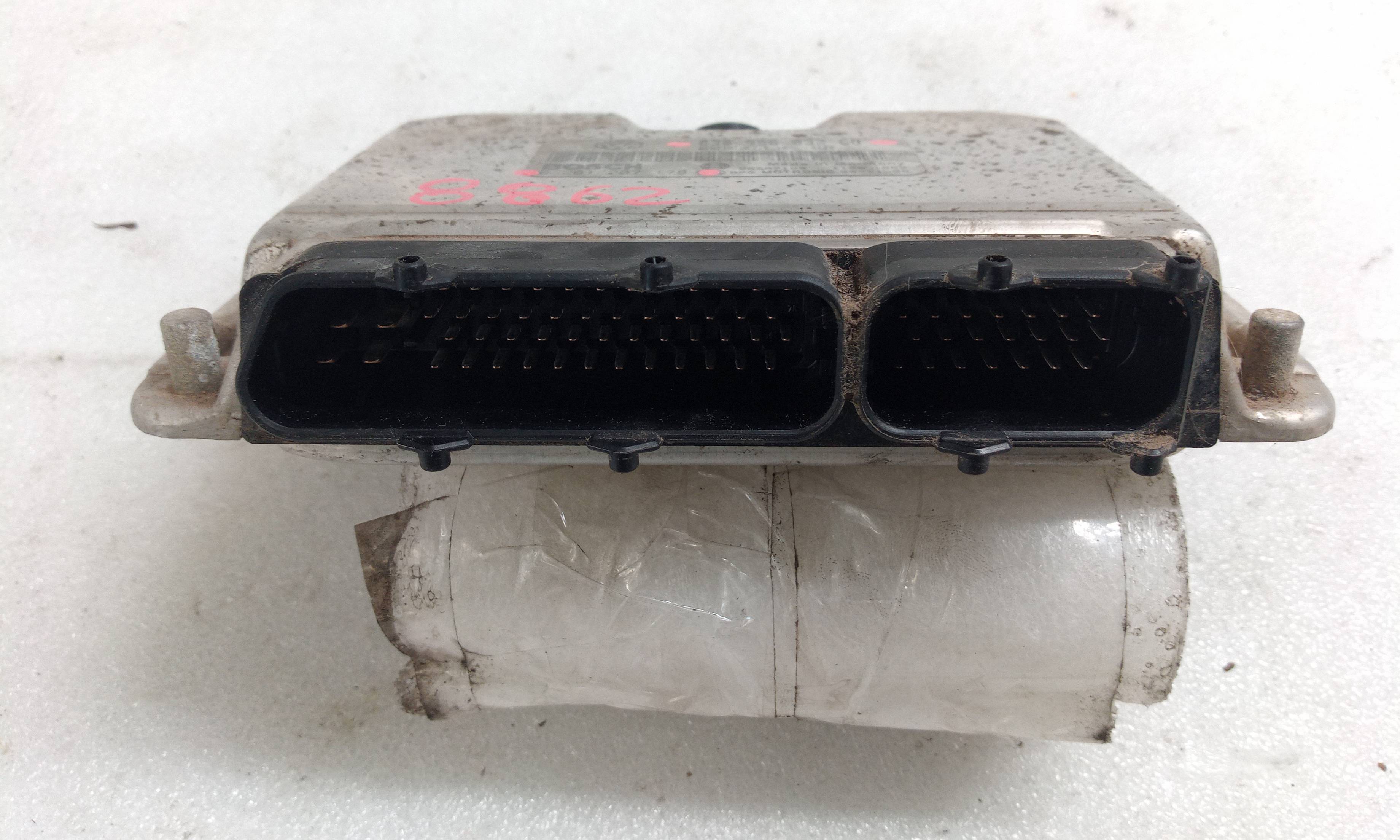 Centralita motor uce 0261207178 de Volkswagen Polo (6n2) 1999-2001 - pieza usada