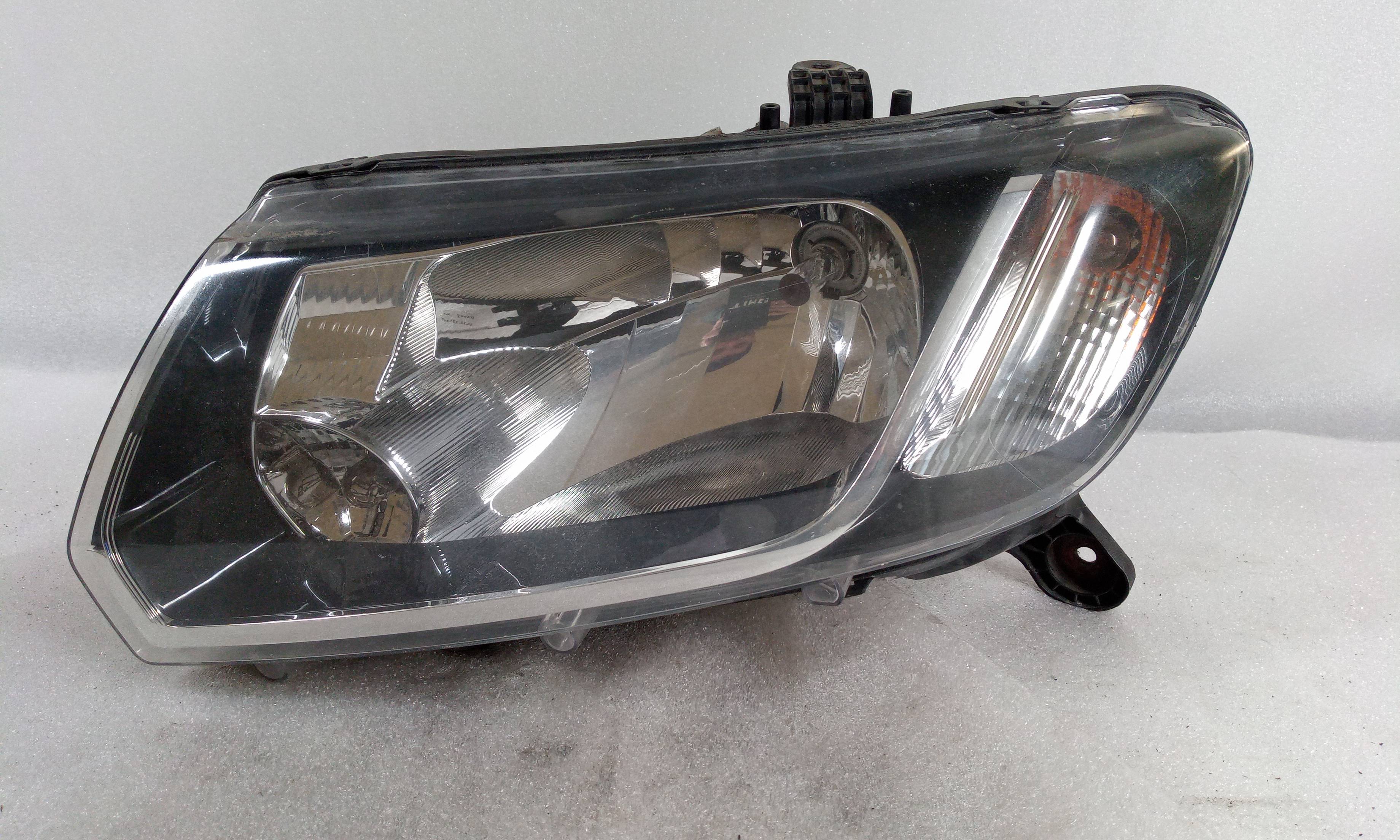 DACIA Front Left Headlight 90029994 23803638