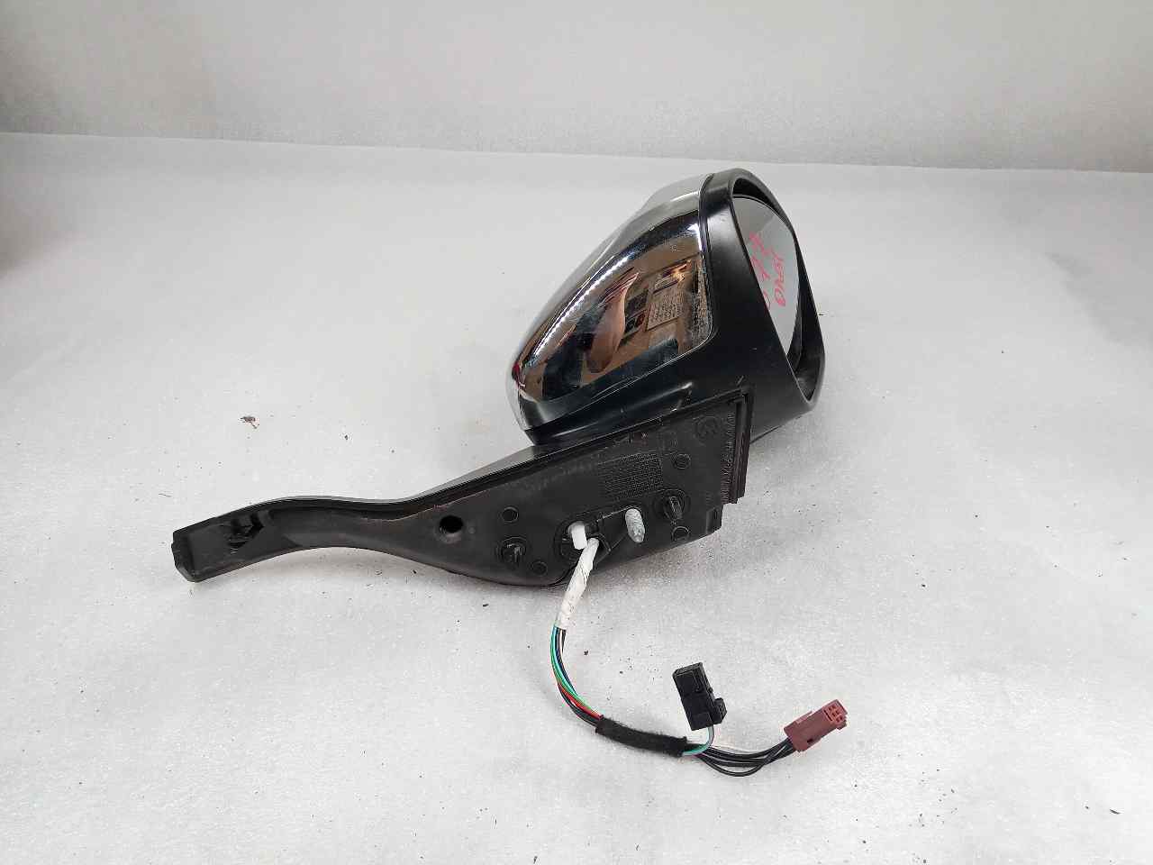 PEUGEOT 208 Peugeot 208 (2012-2015) Rétroviseur latéral droit 0211047 25240470