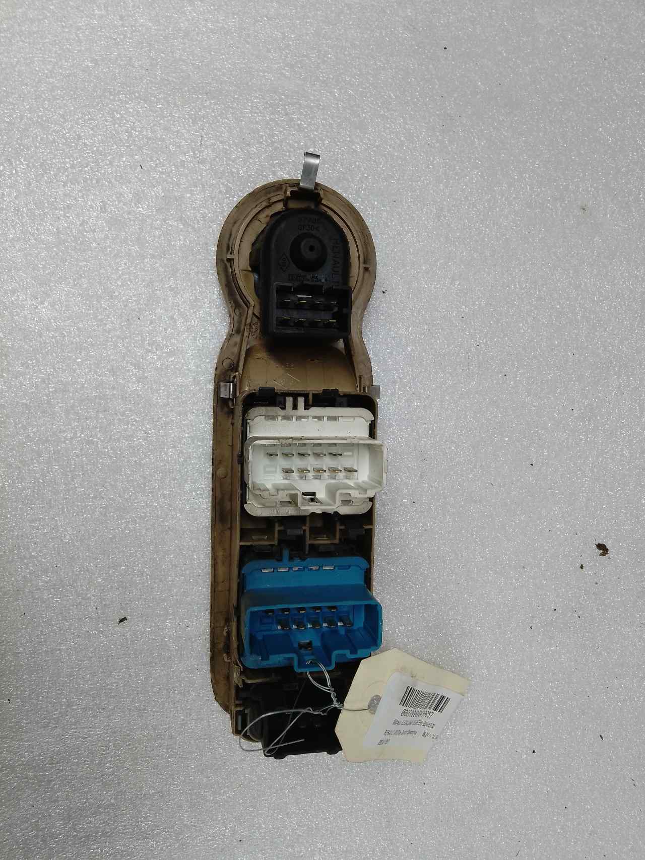 RENAULT Modus 1 generation (2004-2012) Front Left Door Window Switch 8200417851 24827158