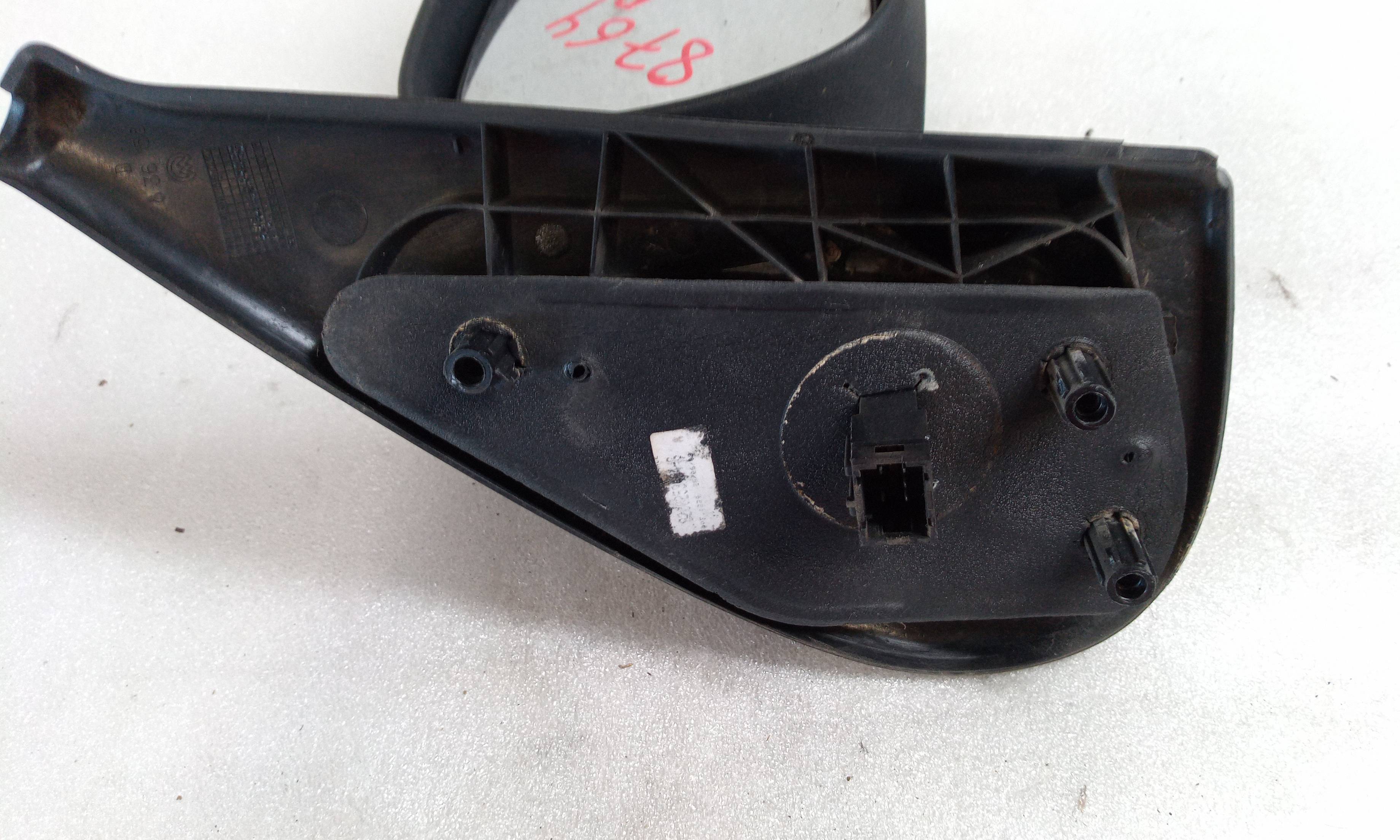 Door mirror right hand K9K702 014106 de Renault Kangoo (kc0/1_) 2005-0 con 299000 km - pieza usada