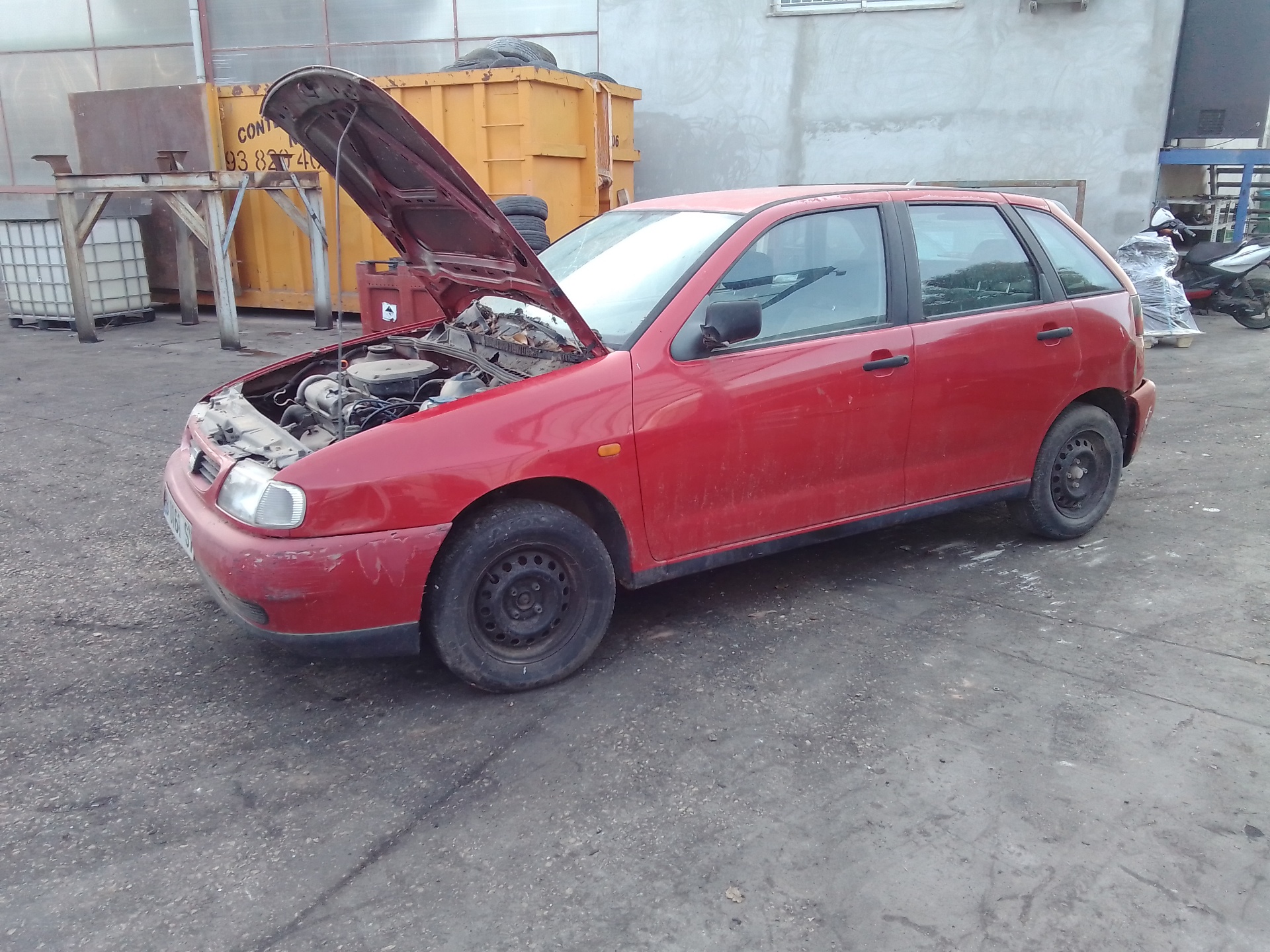 SEAT Ibiza 2 generation (1993-2002) Маторчик стеклоподъемника передней правой двери 400651 24827711