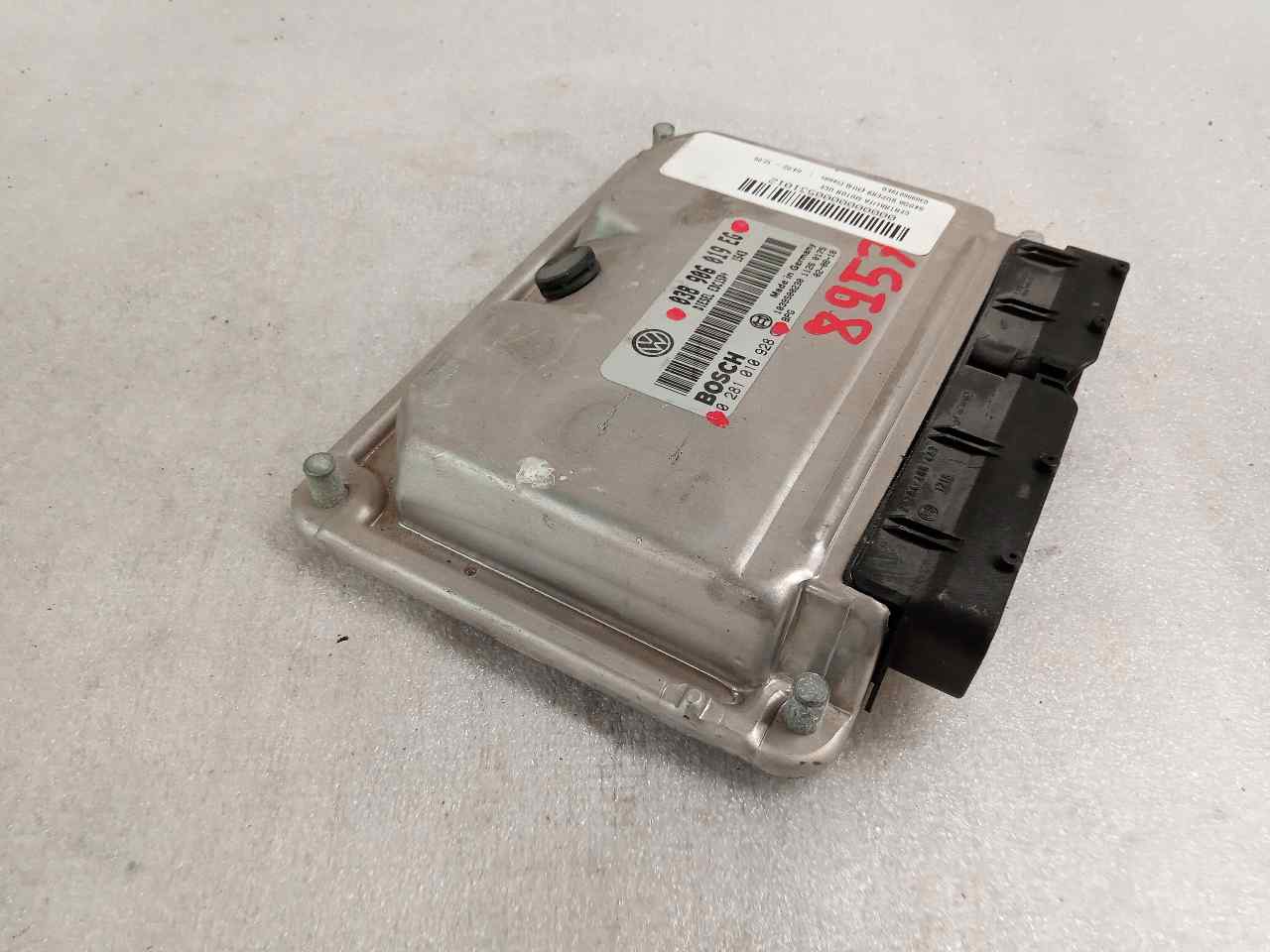 Centralina do motor AWX 038906019EG de Skoda Superb i (3u4) 2007-2008 - pieza usada
