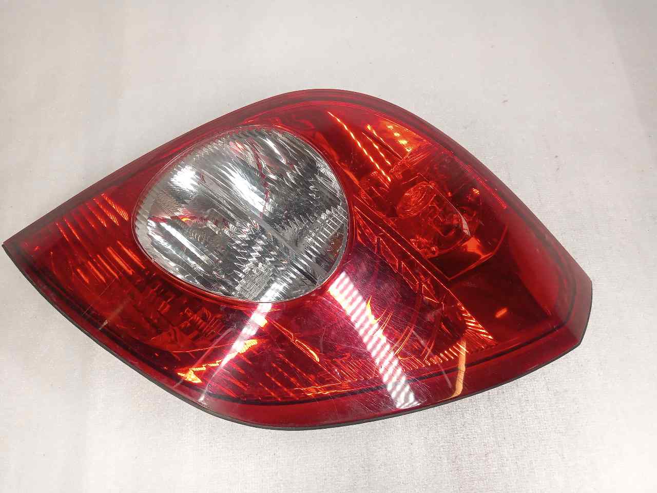 OPEL Antara 1 generation (2006-2015) Rear Right Taillight Lamp RS102, 2233 23801845