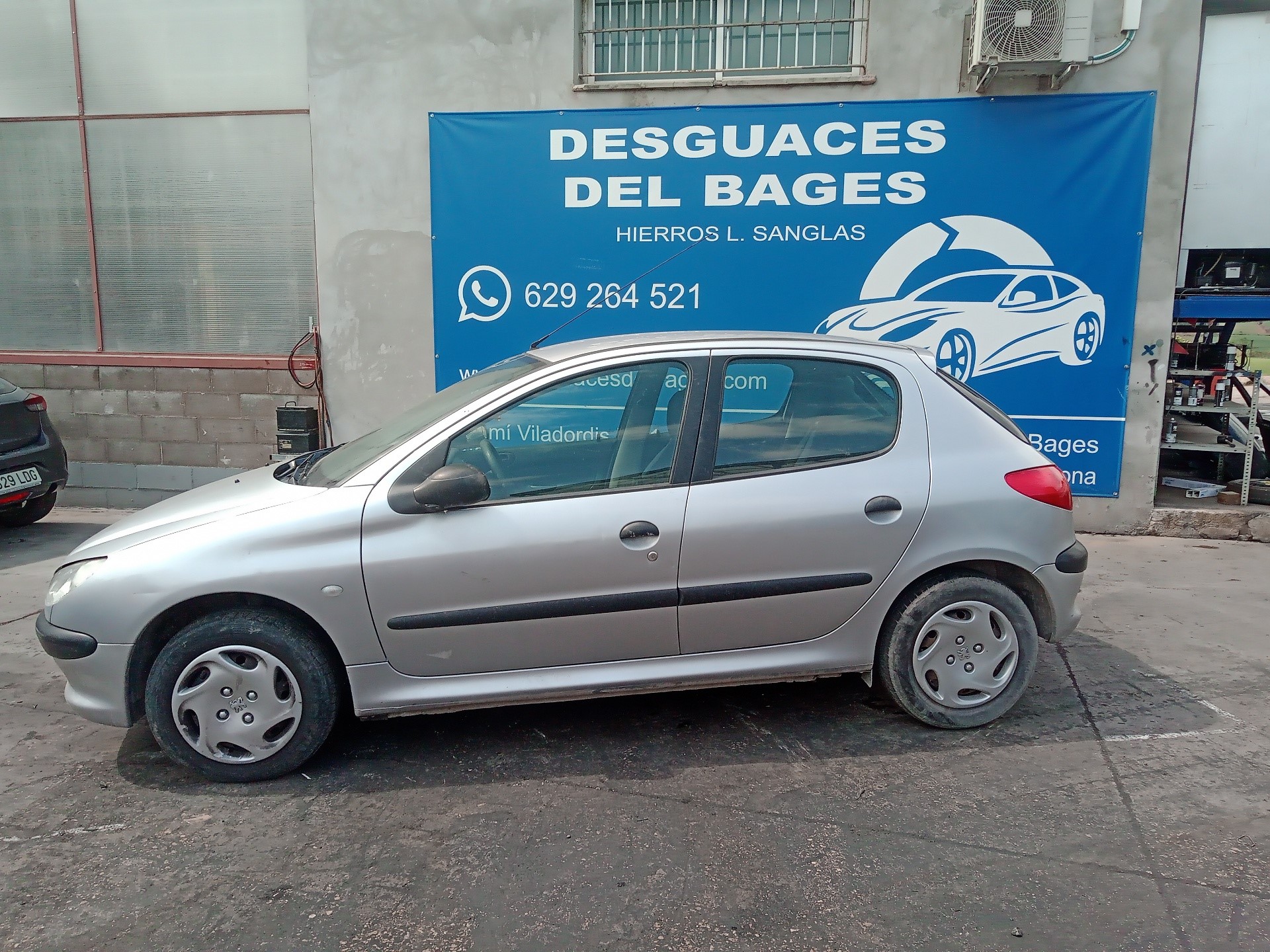 PEUGEOT 206 1 generation (1998-2009) Priekšējais kreisais durvju spogulis 017003 23801732