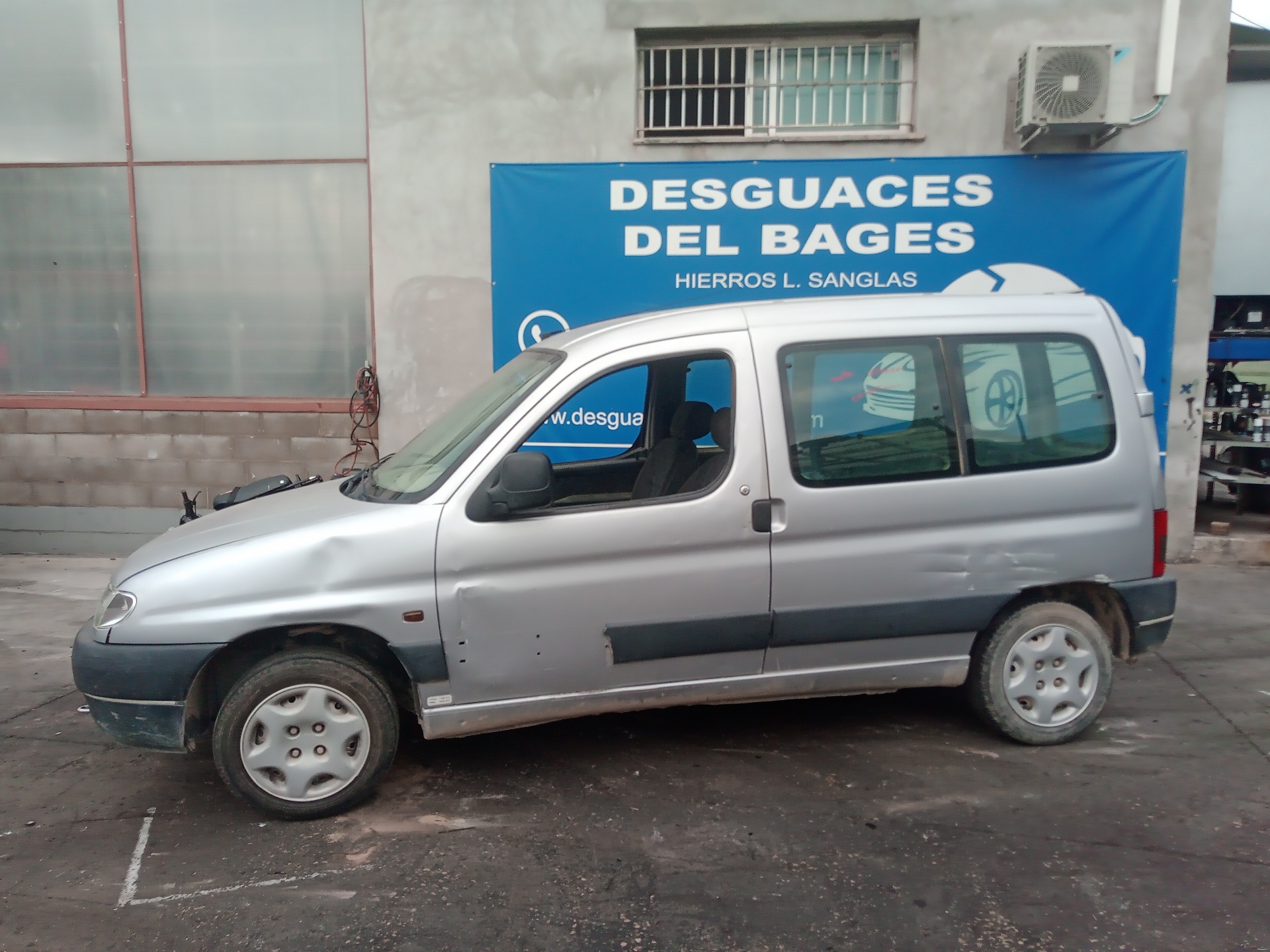 CITROËN Berlingo 1 generation (1996-2012) Ремень безопасности передний правый 241097 24827283