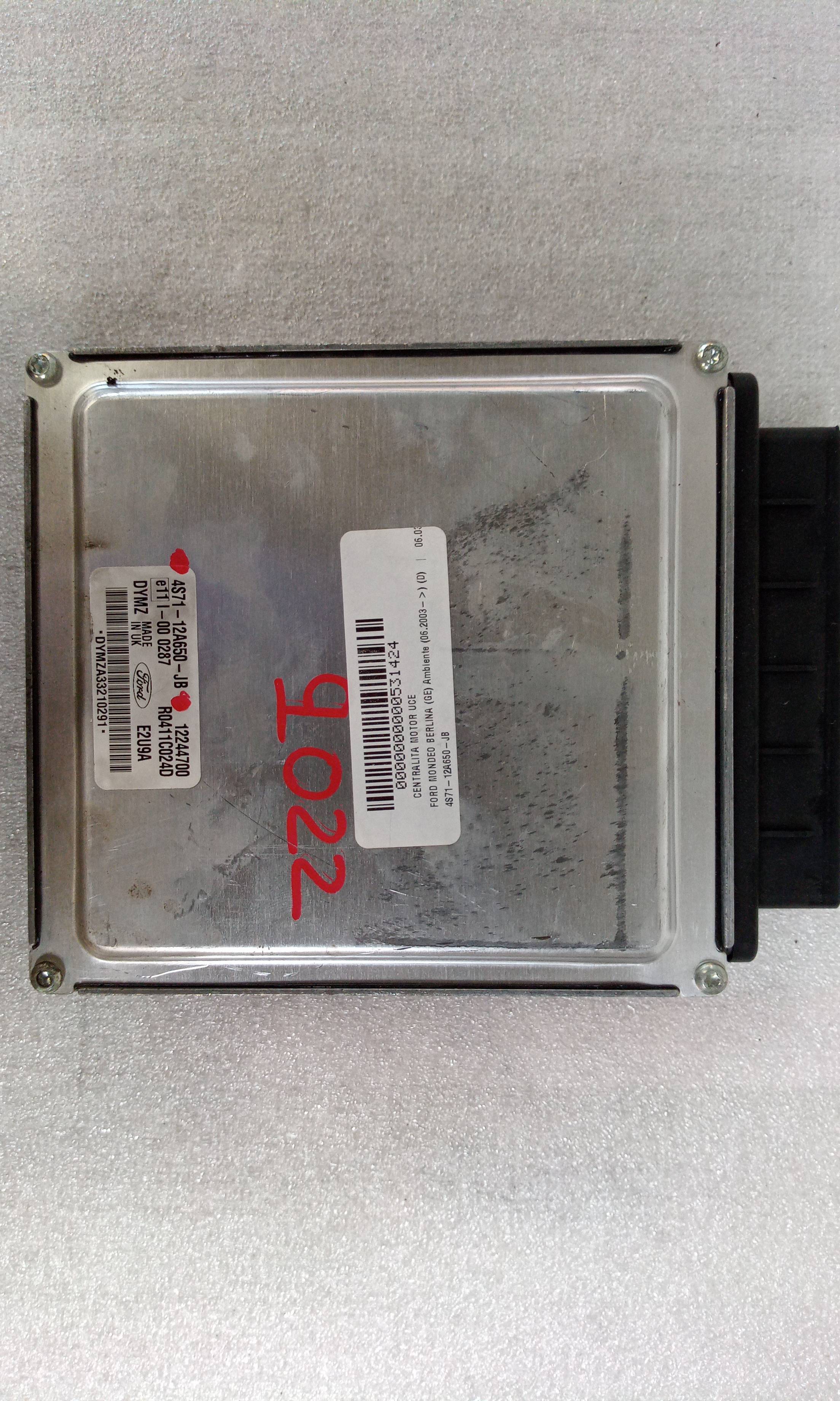 Switchboard engine uce 4S7112A650JB de Ford Mondeo iii sedán (b4y) 2000-2007 - pieza usada