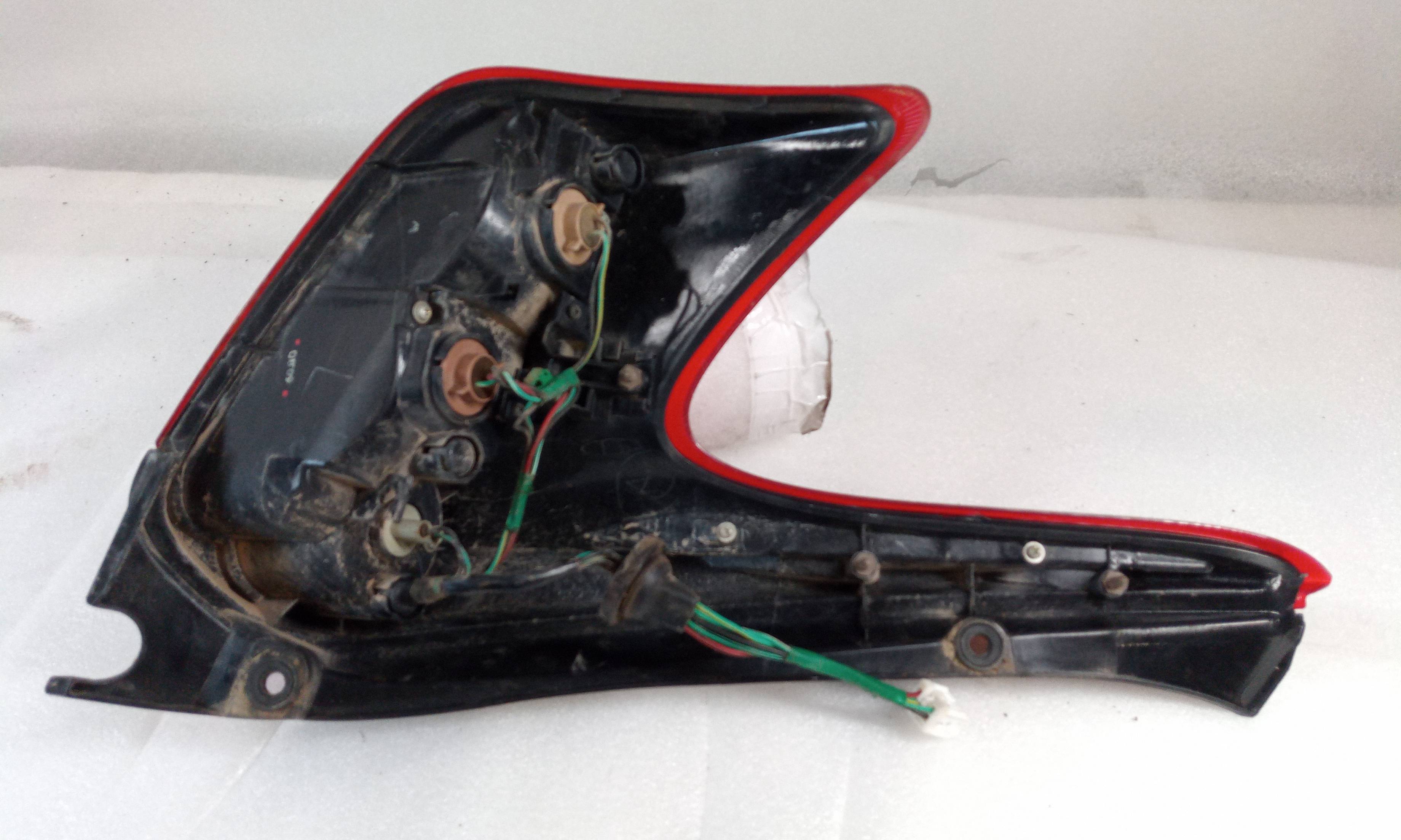 Piloto trasero derecho K9K 0809 de Nissan Juke (f15) 2010-0 110 CV - pieza usada