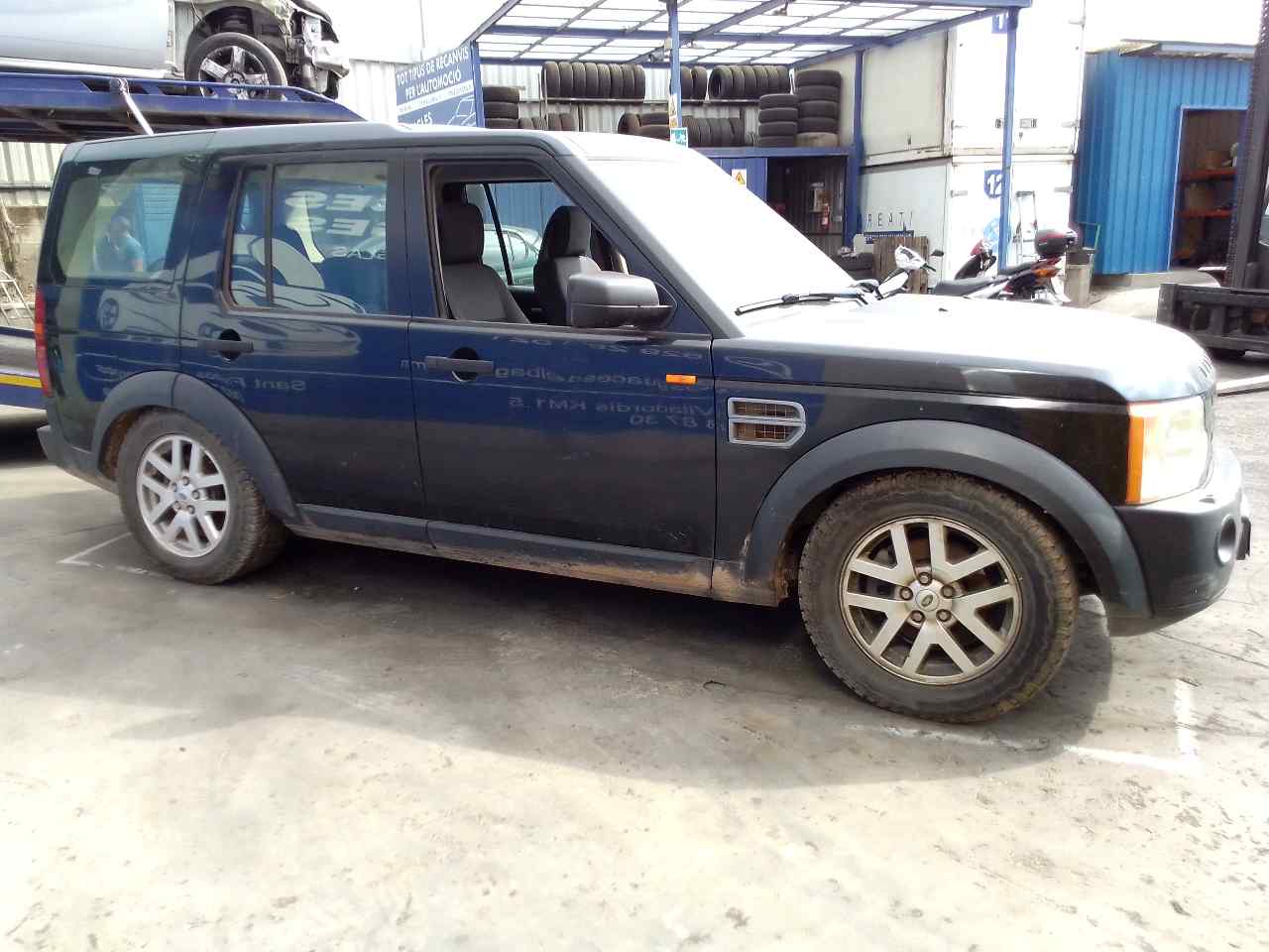 LAND ROVER Discovery 3 generation (2004-2009) Замок задней левой двери FQM500370 24826751