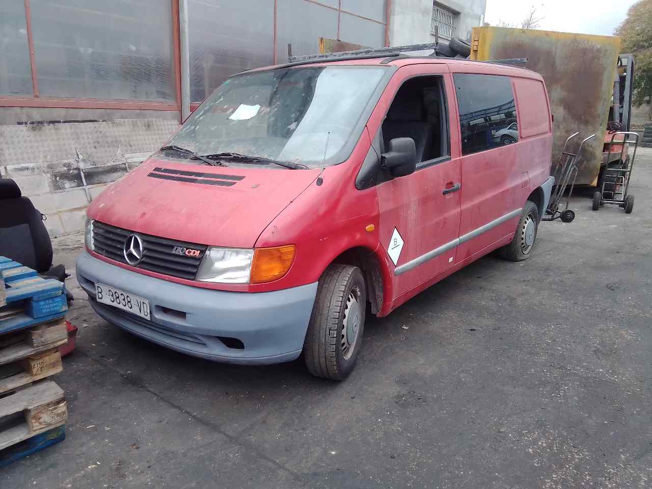 MERCEDES-BENZ Vito W638 (1996-2003) Pompe à vide A6112300165 24830332