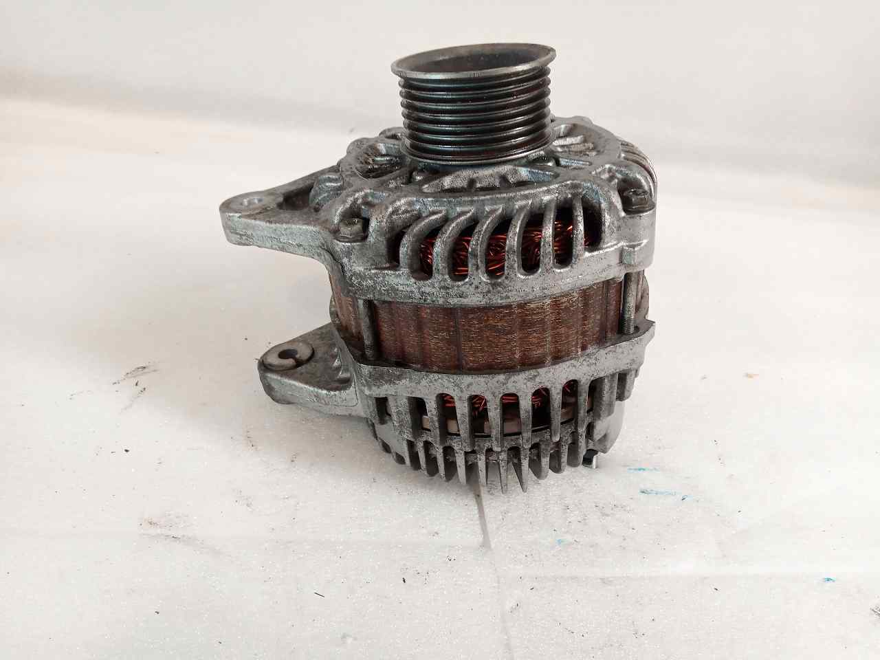 Alternador HR16DE 23100BC400 de Nissan Note (e11e) 2006-2009 - pieza usada